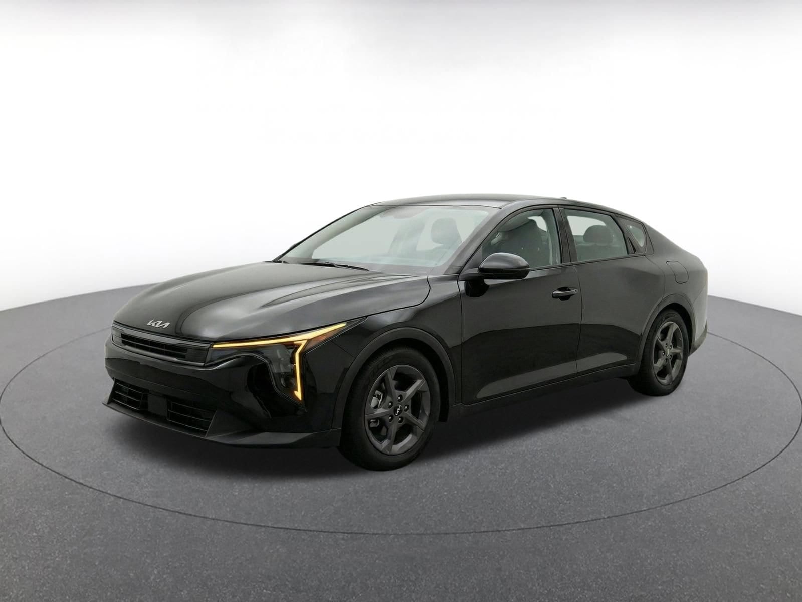 Thumbnail: 2025 Kia K4 - 3