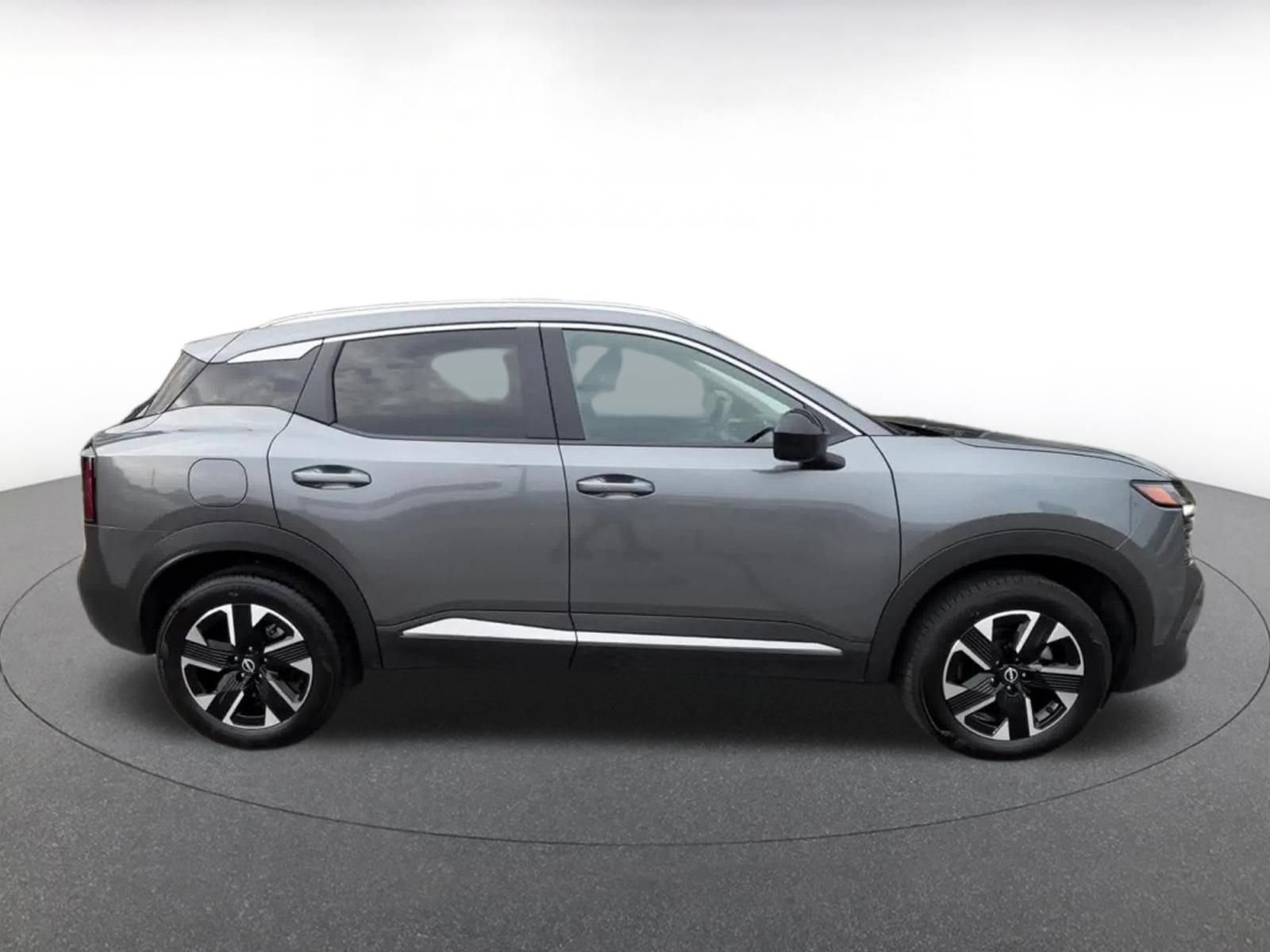Thumbnail: 2026 Nissan Kicks - 15