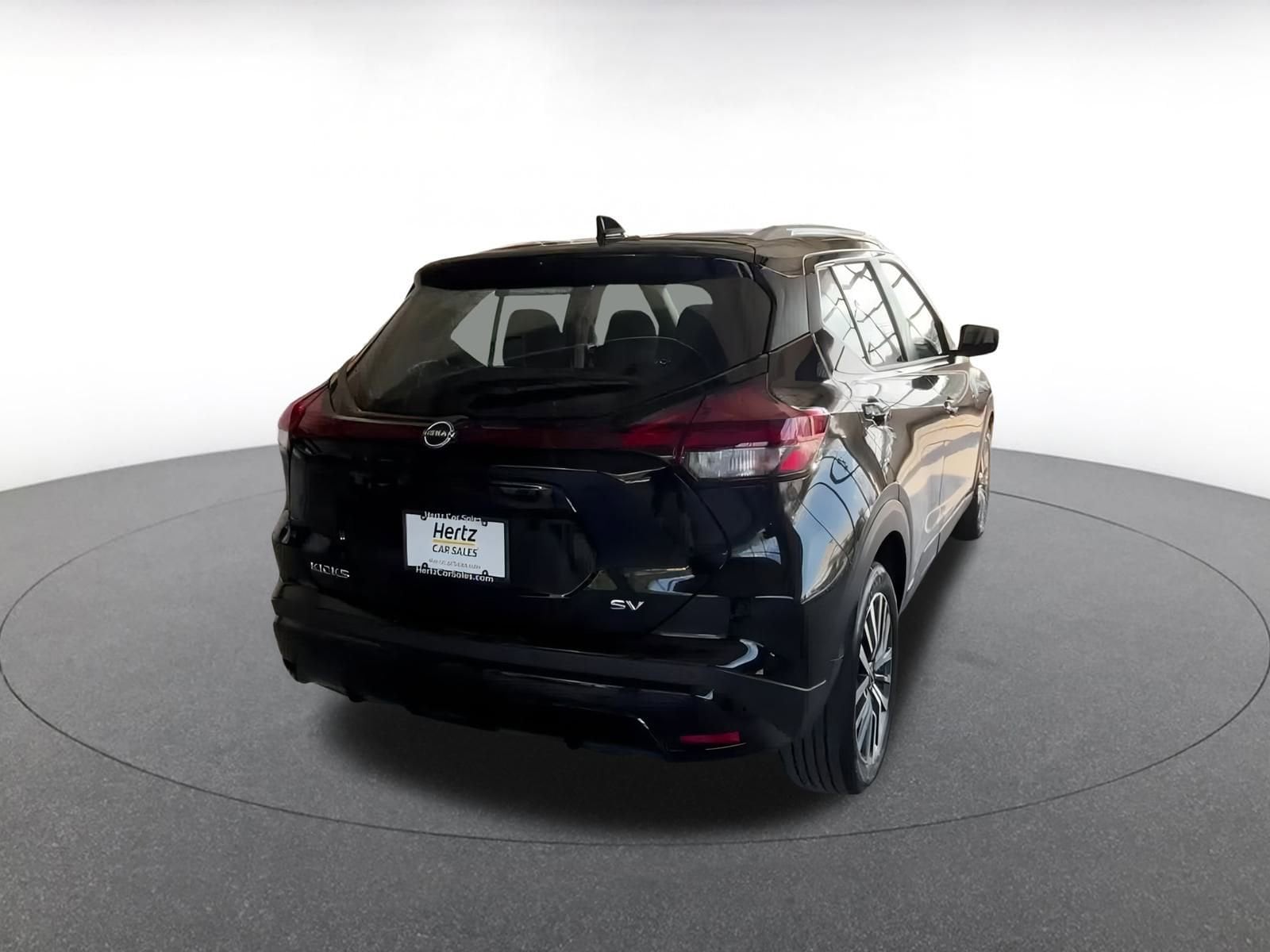 Thumbnail: 2024 Nissan Kicks - 12