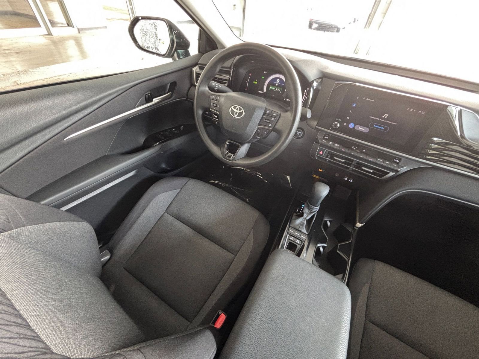 Thumbnail: 2025 Toyota Camry - 33