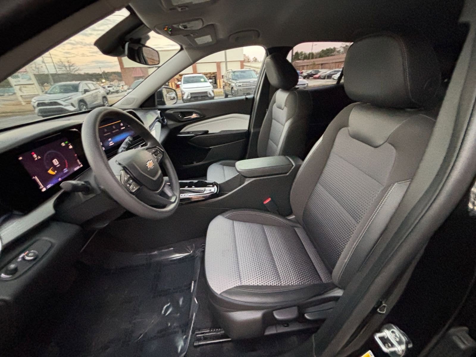 Thumbnail: 2025 Chevrolet Trax - 26