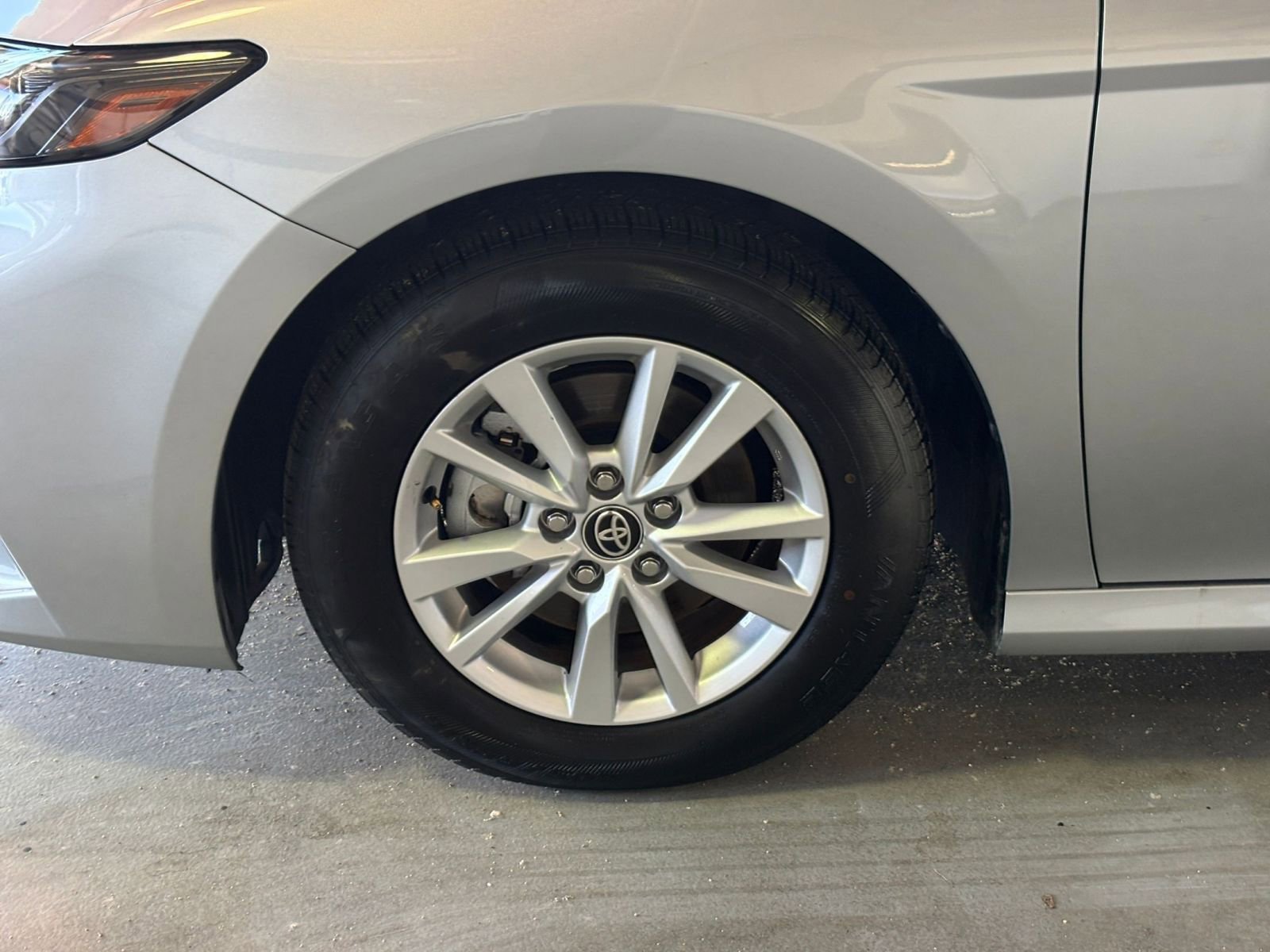 Thumbnail: 2025 Toyota Camry - 34