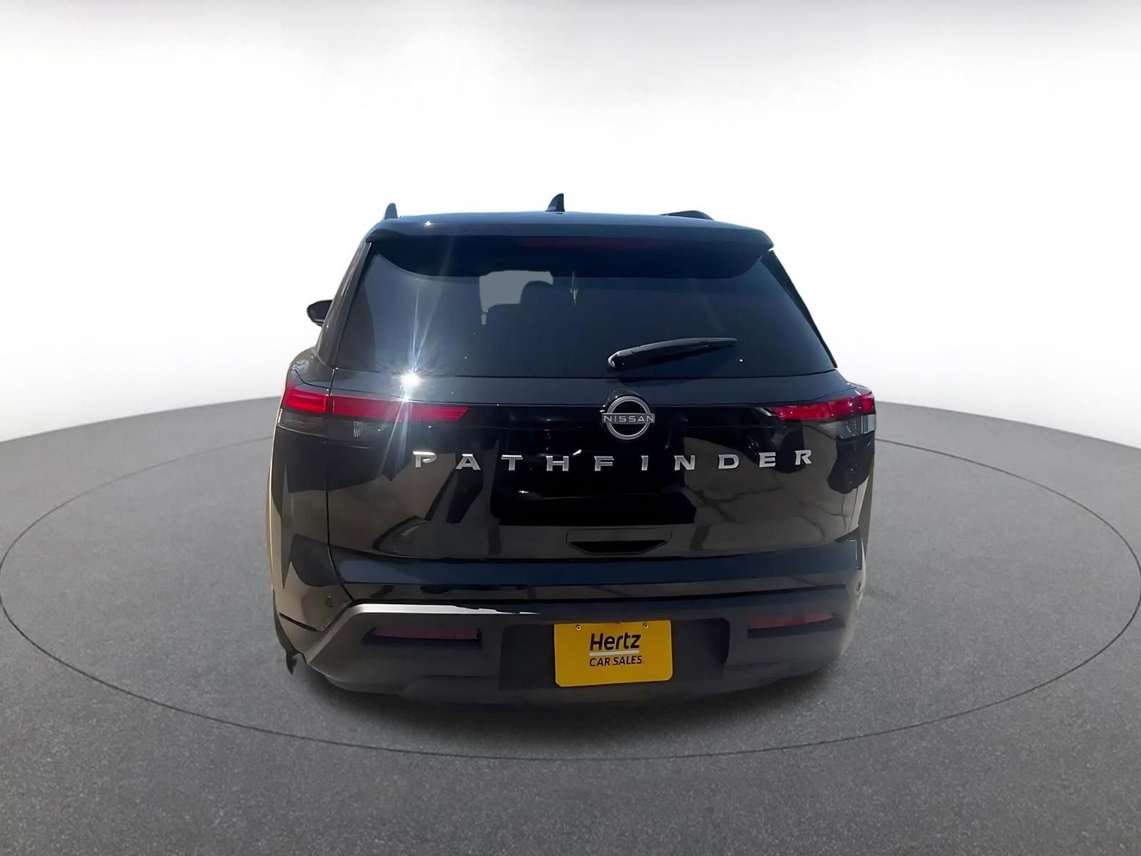 Thumbnail: 2025 Nissan Pathfinder - 18