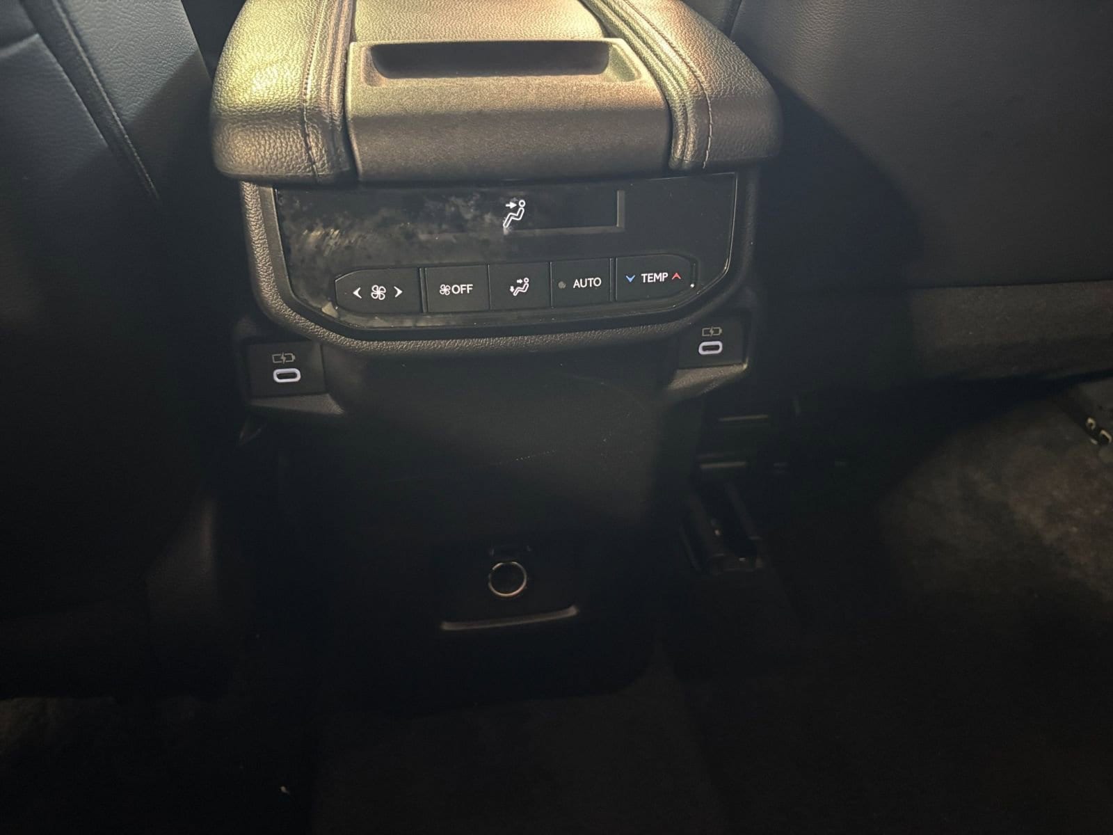 Thumbnail: 2025 Toyota Grand Highlander - 25