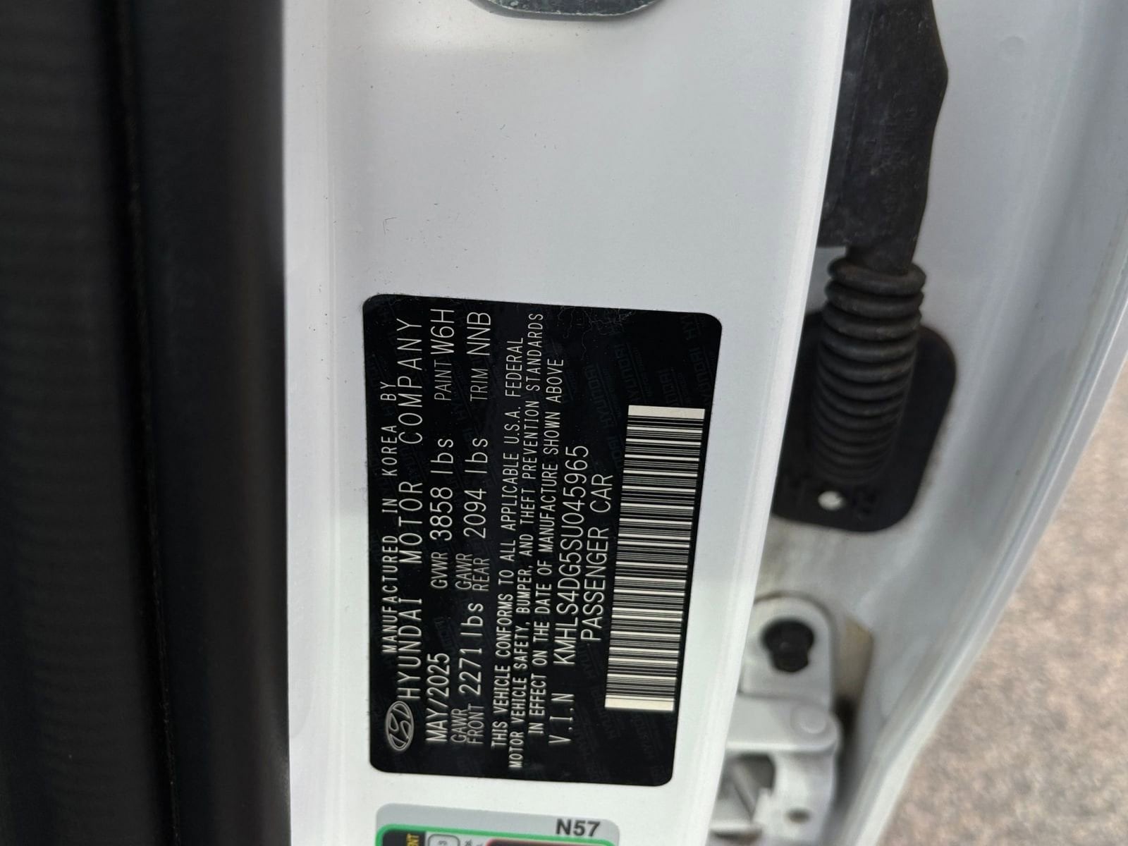 Thumbnail: 2025 Hyundai Elantra - 35