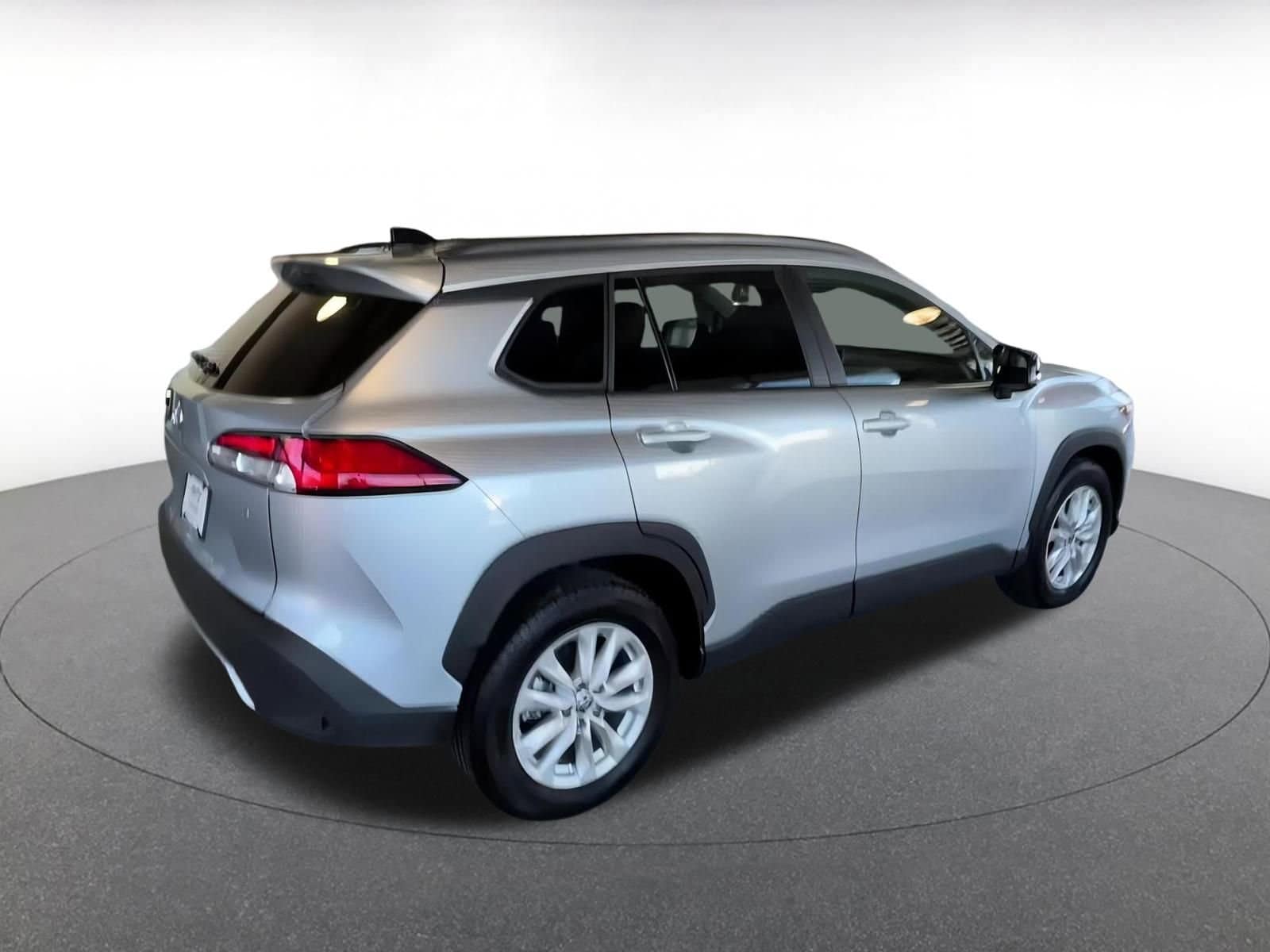 Thumbnail: 2025 Toyota Corolla Cross - 13