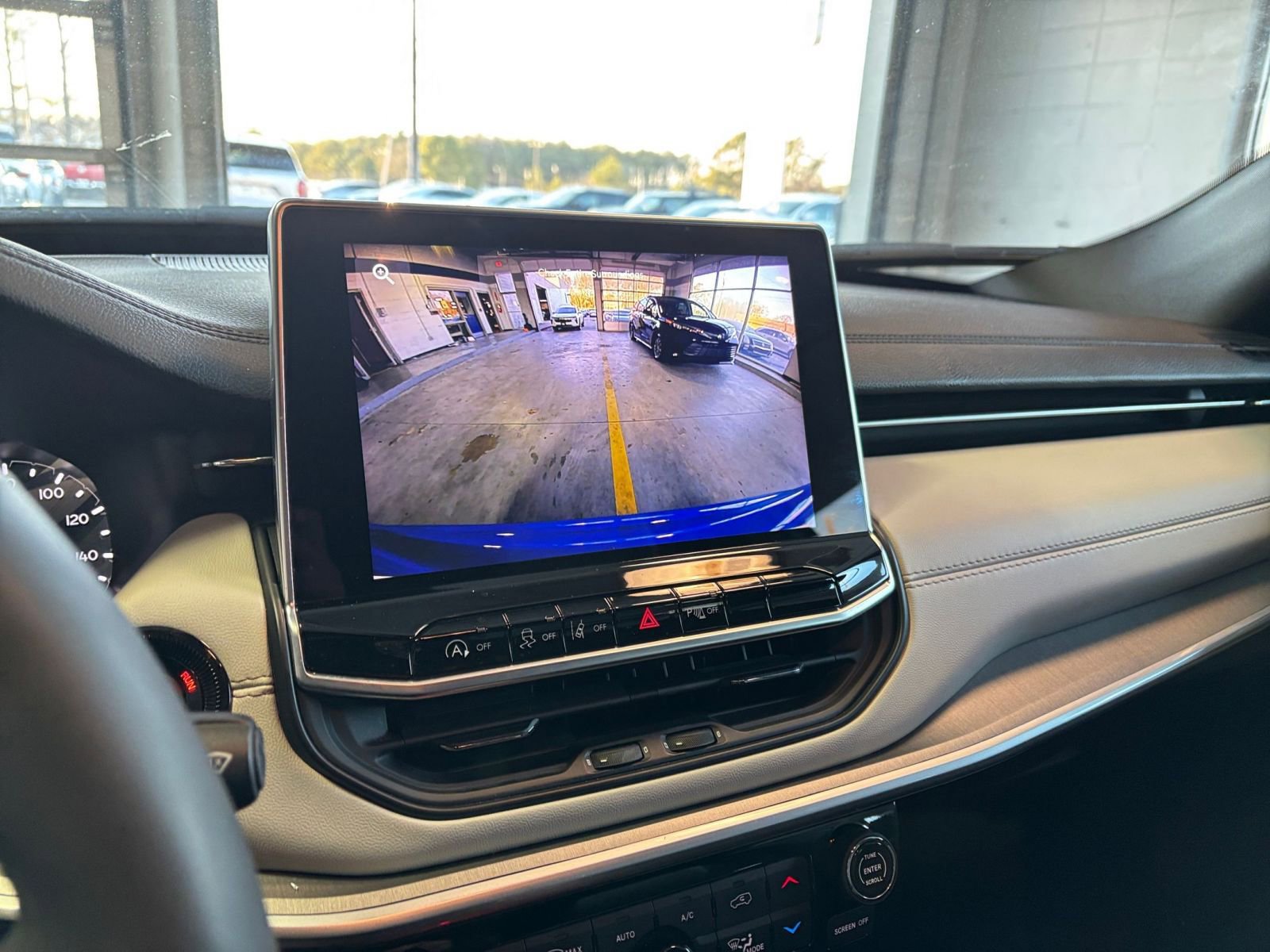 Thumbnail: 2025 Jeep Compass - 25