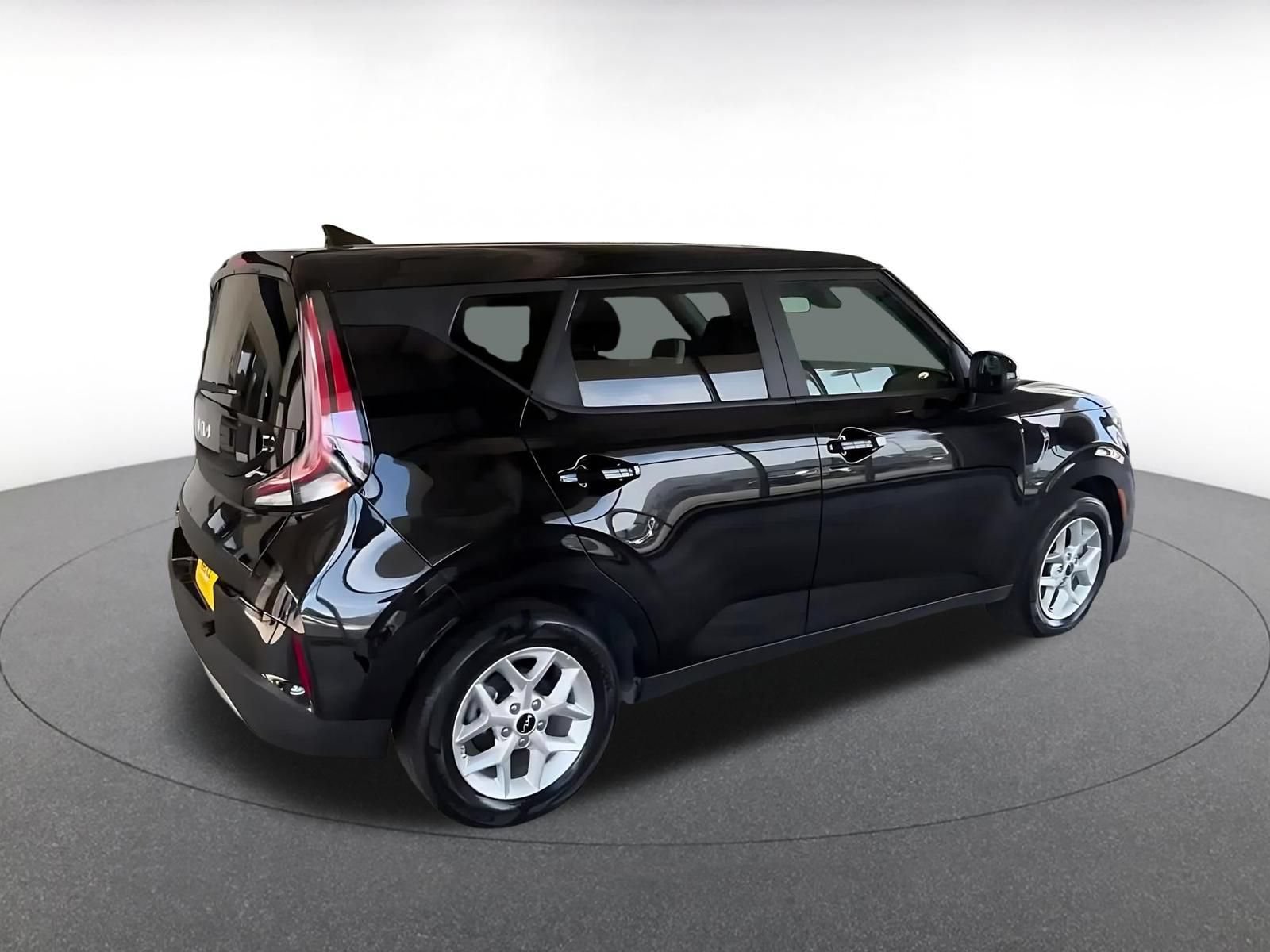 Thumbnail: 2025 Kia Soul - 15