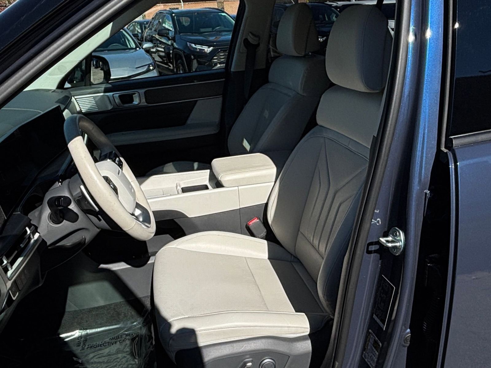 Thumbnail: 2025 Hyundai Santa Fe - 31