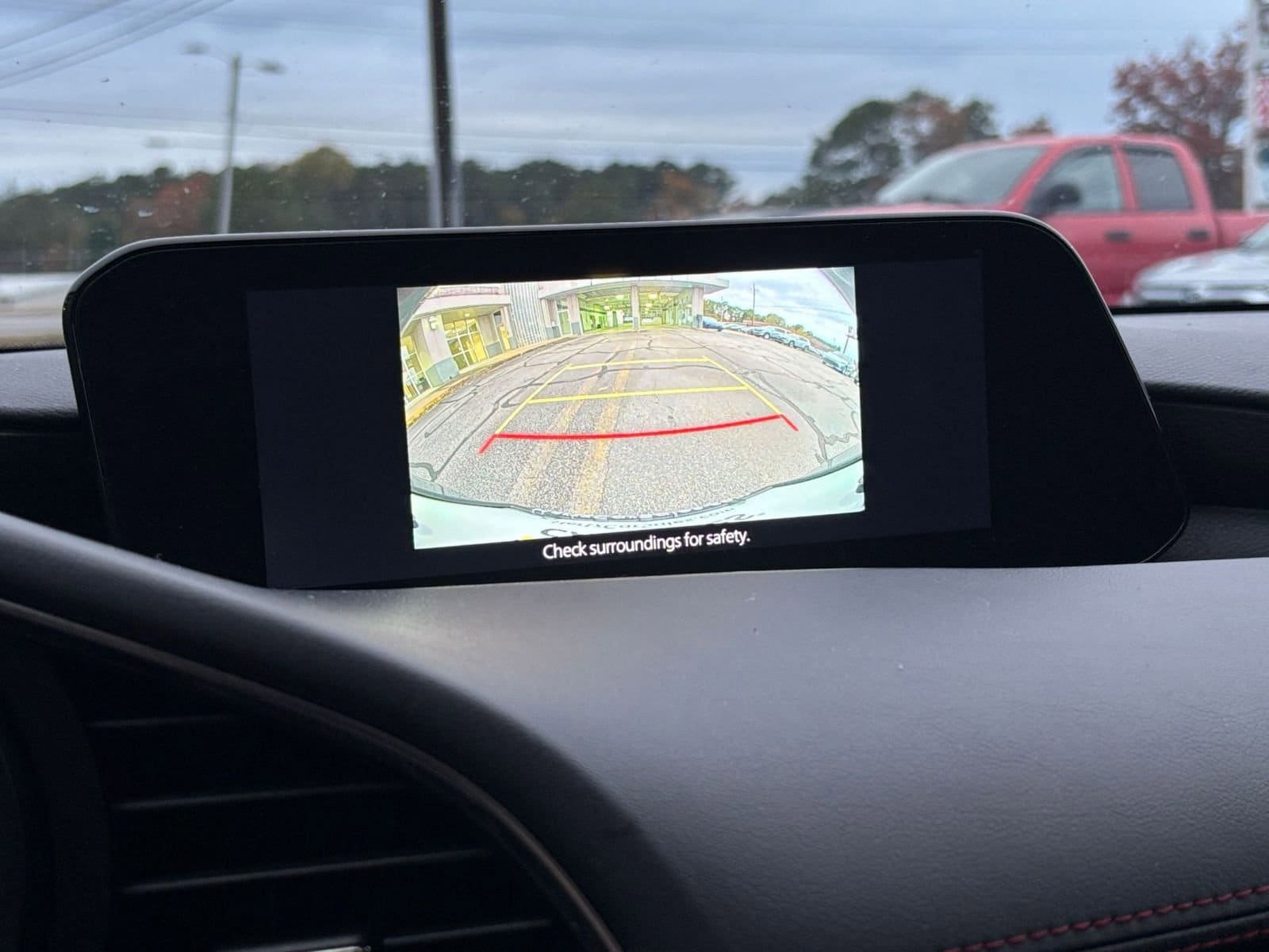 Thumbnail: 2025 Mazda Mazda3 - 18