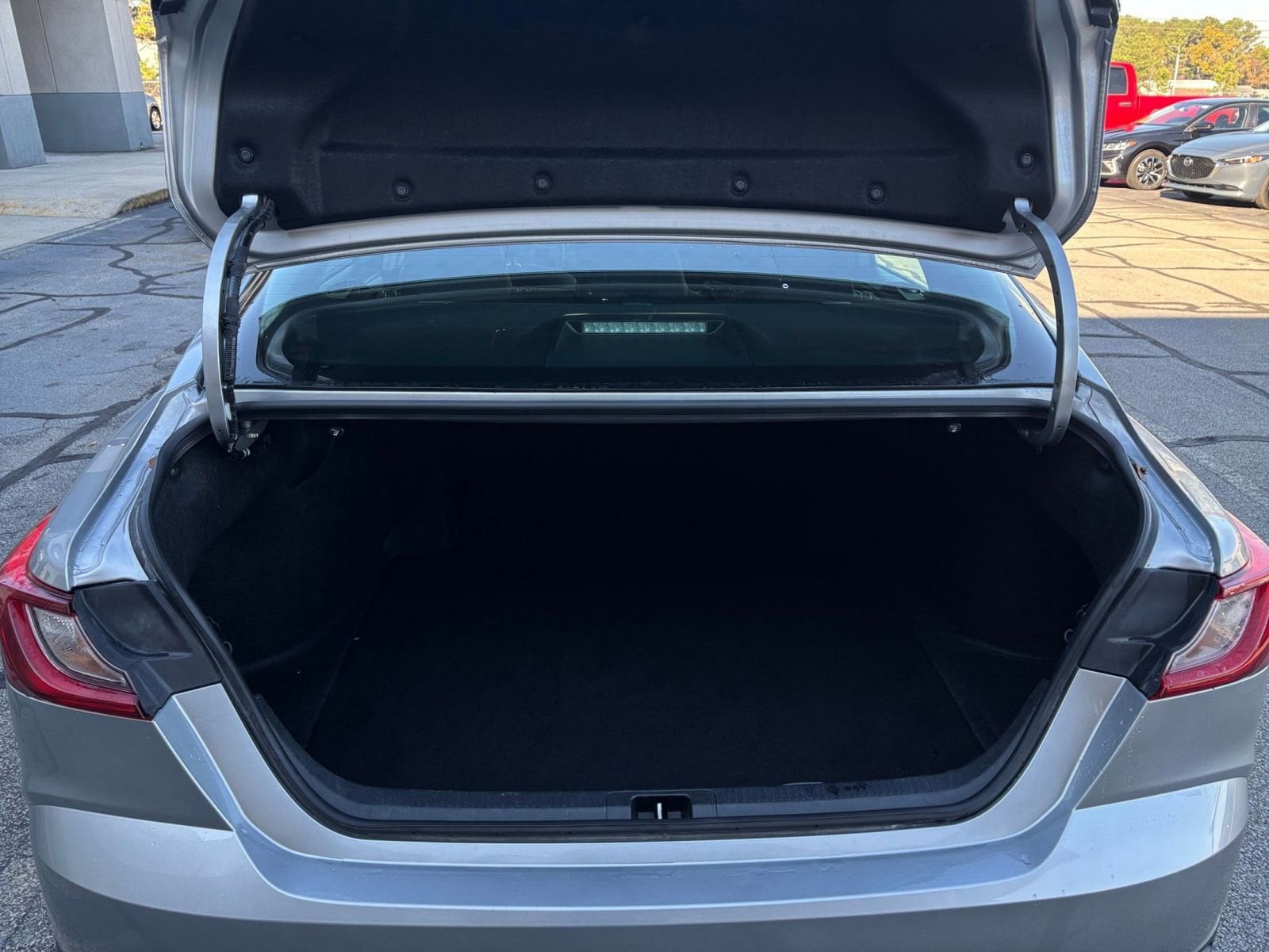 Thumbnail: 2025 Toyota Camry - 30