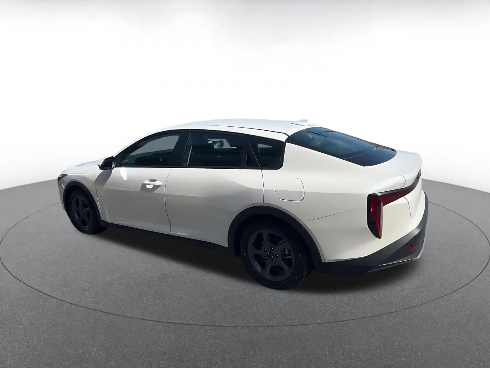 Thumbnail: 2026 Kia K4 - 8