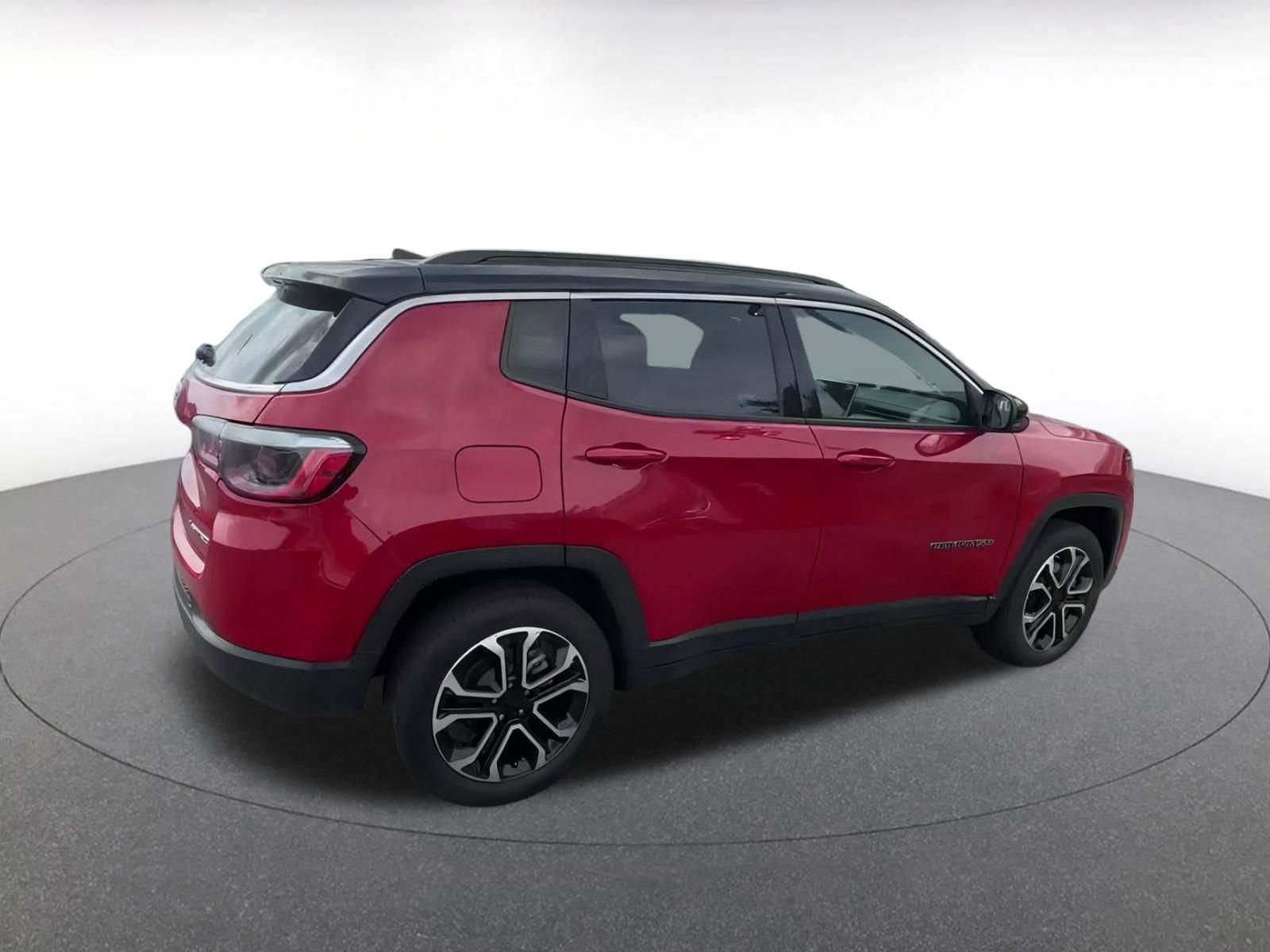 Thumbnail: 2023 Jeep Compass - 13
