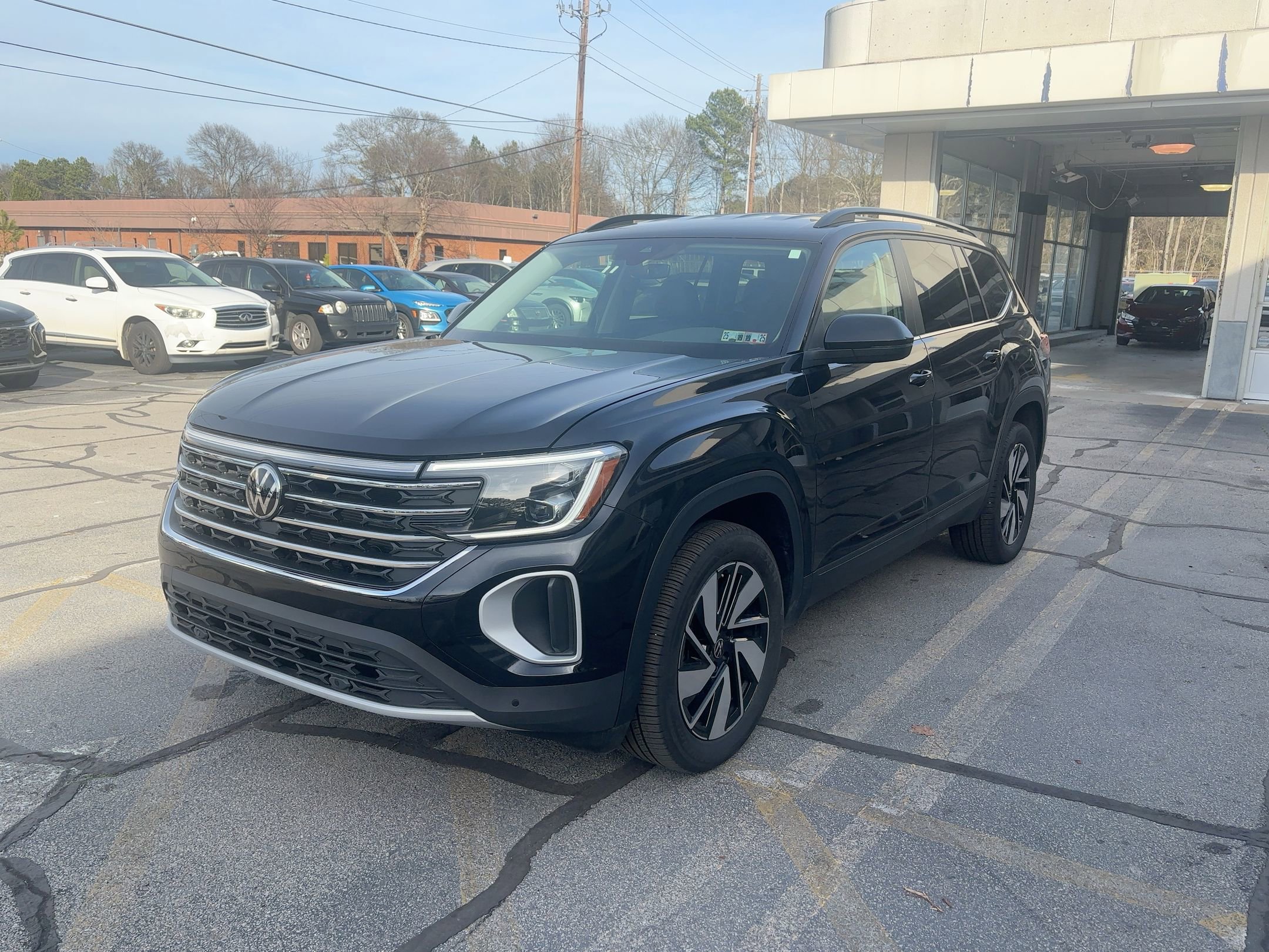 Thumbnail: 2025 Volkswagen Atlas - 3