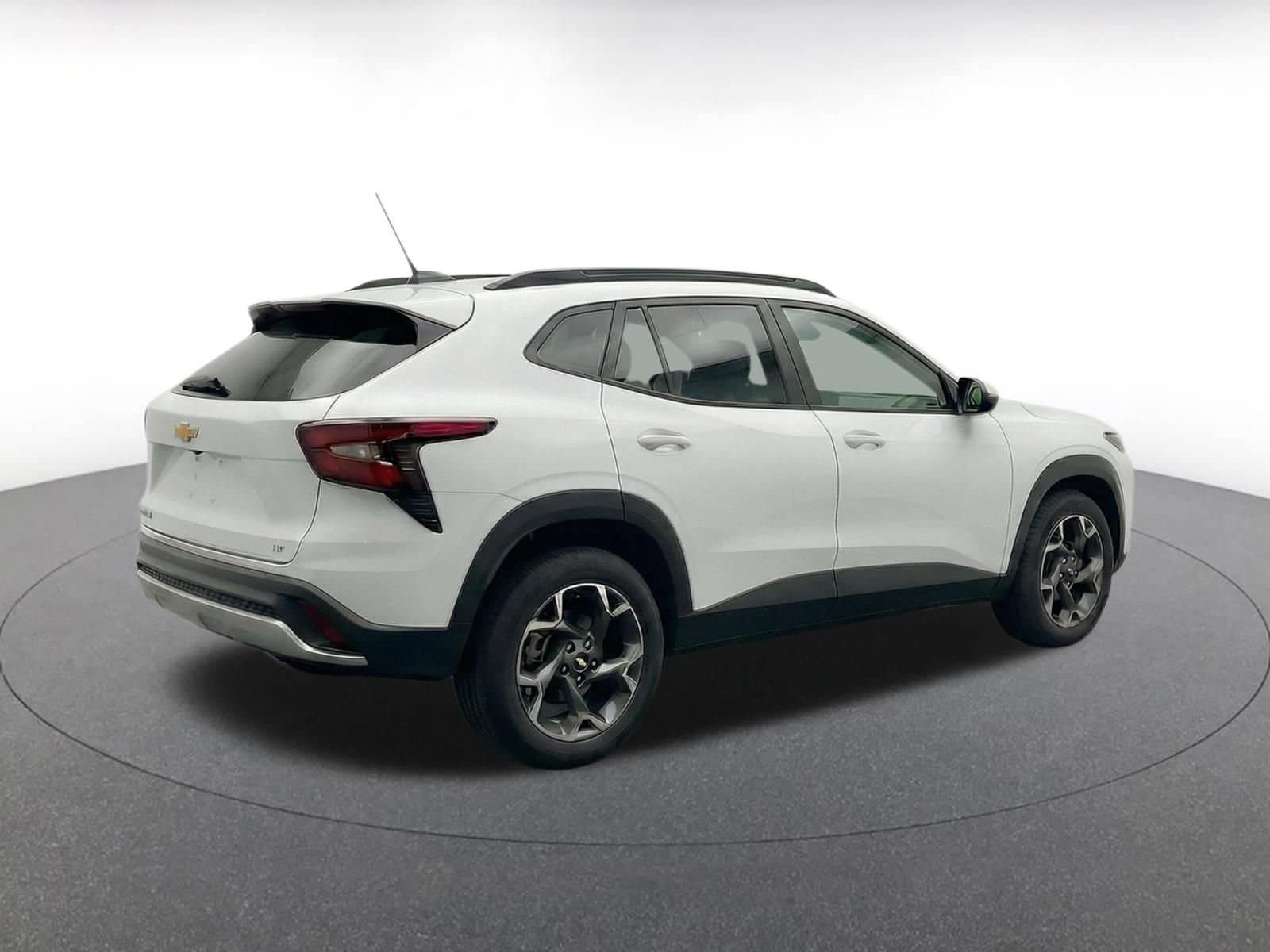 Thumbnail: 2025 Chevrolet Trax - 11
