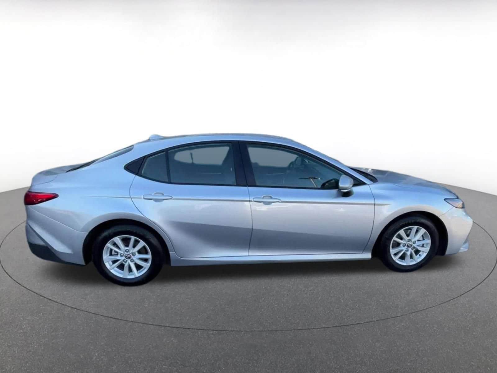 Thumbnail: 2025 Toyota Camry - 16