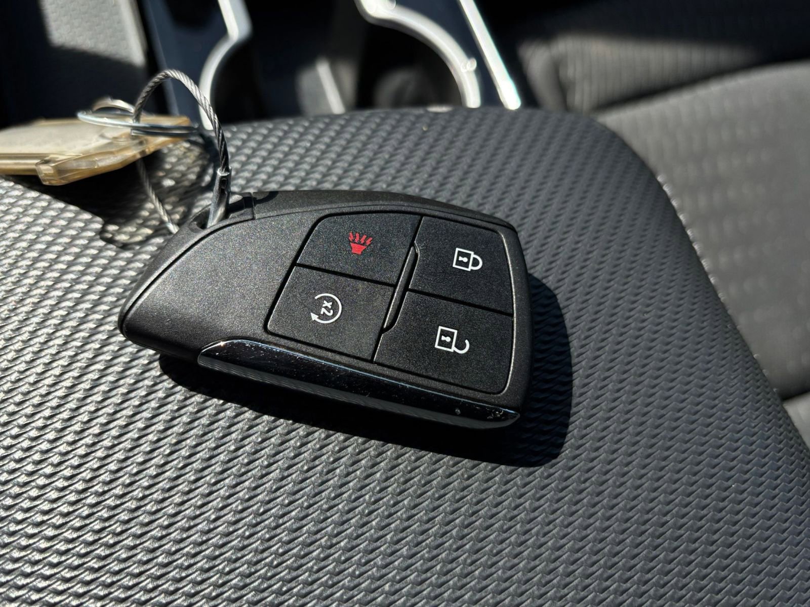 Thumbnail: 2025 Chevrolet Equinox - 25