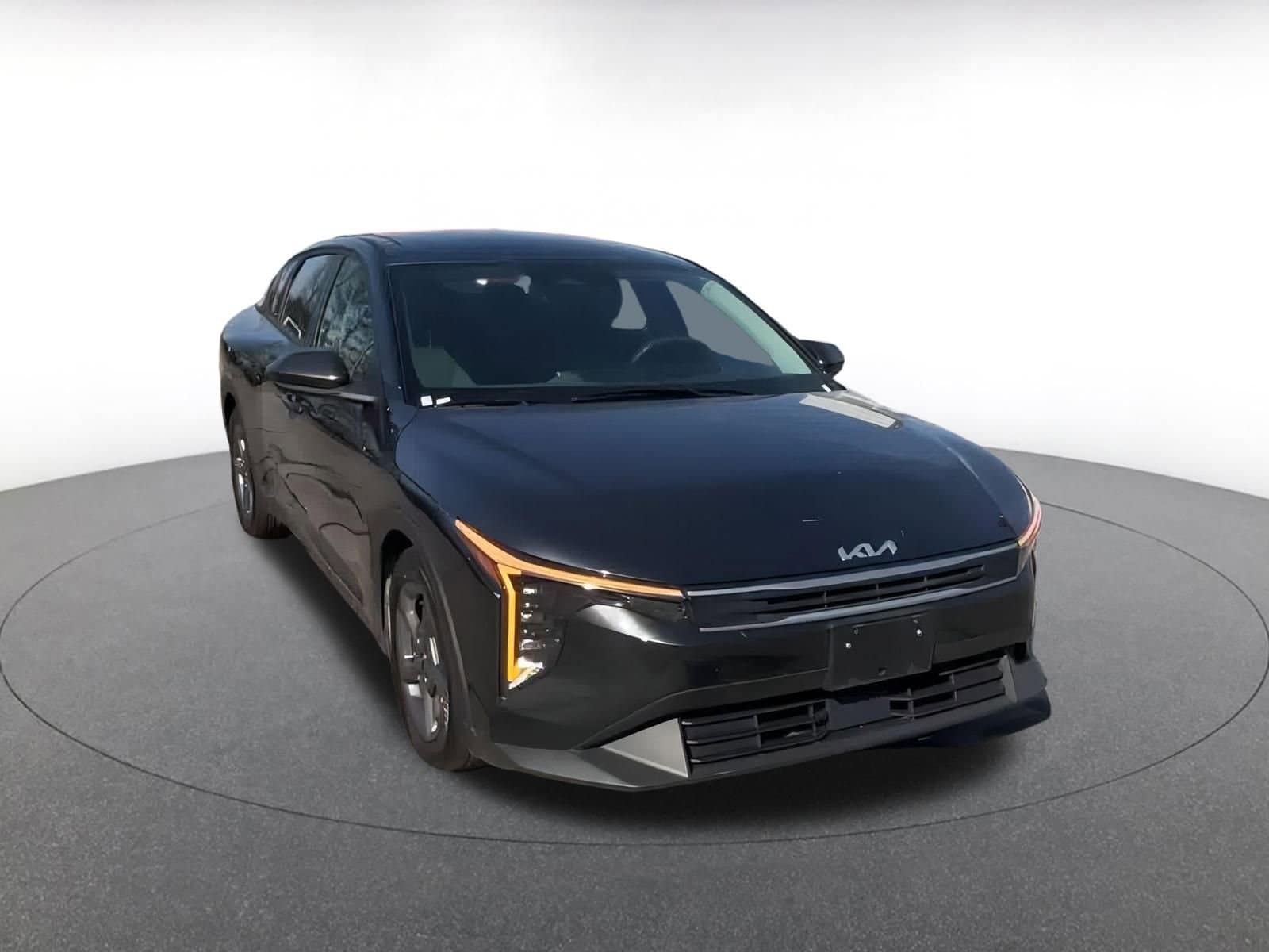 Thumbnail: 2025 Kia K4 - 3