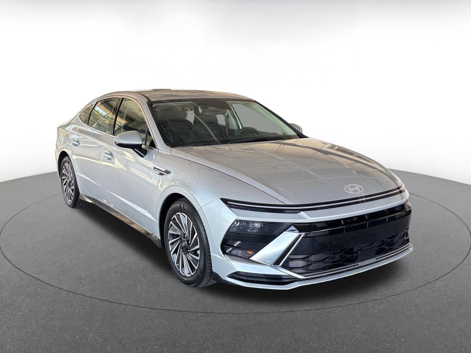 Thumbnail: 2025 Hyundai Sonata - 1