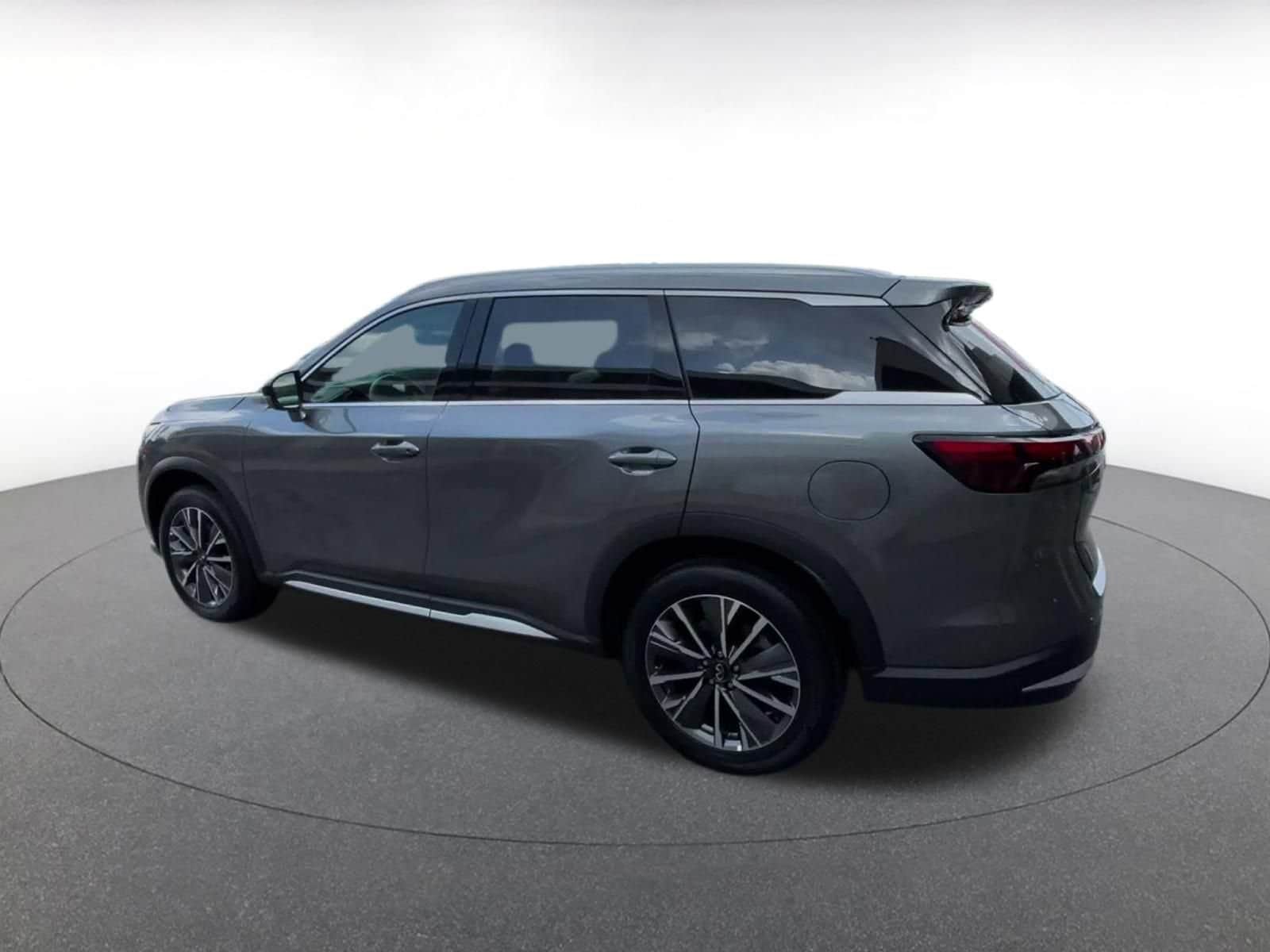 Thumbnail: 2026 INFINITI QX60 - 9