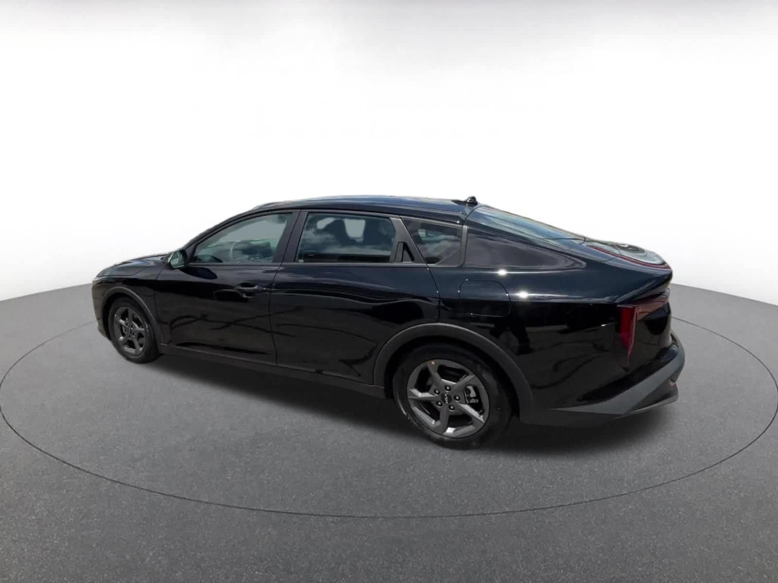 Thumbnail: 2025 Kia K4 - 8