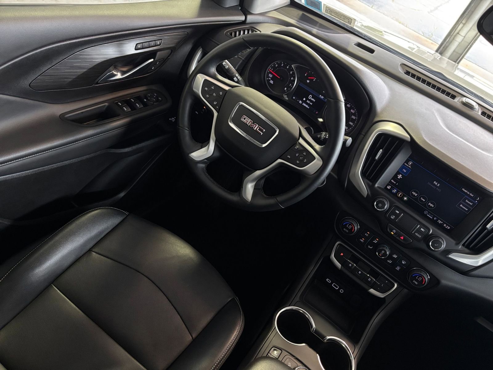 Thumbnail: 2024 GMC Terrain - 34