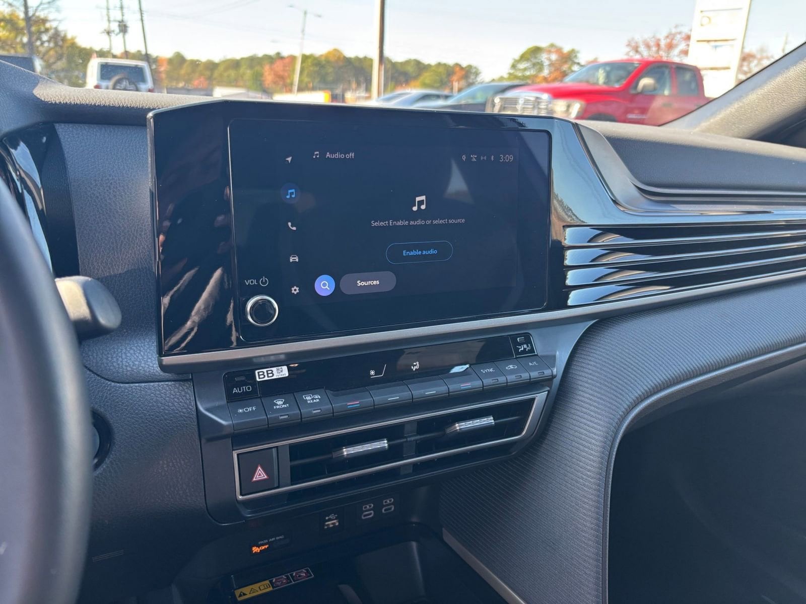 Thumbnail: 2025 Toyota Camry - 21