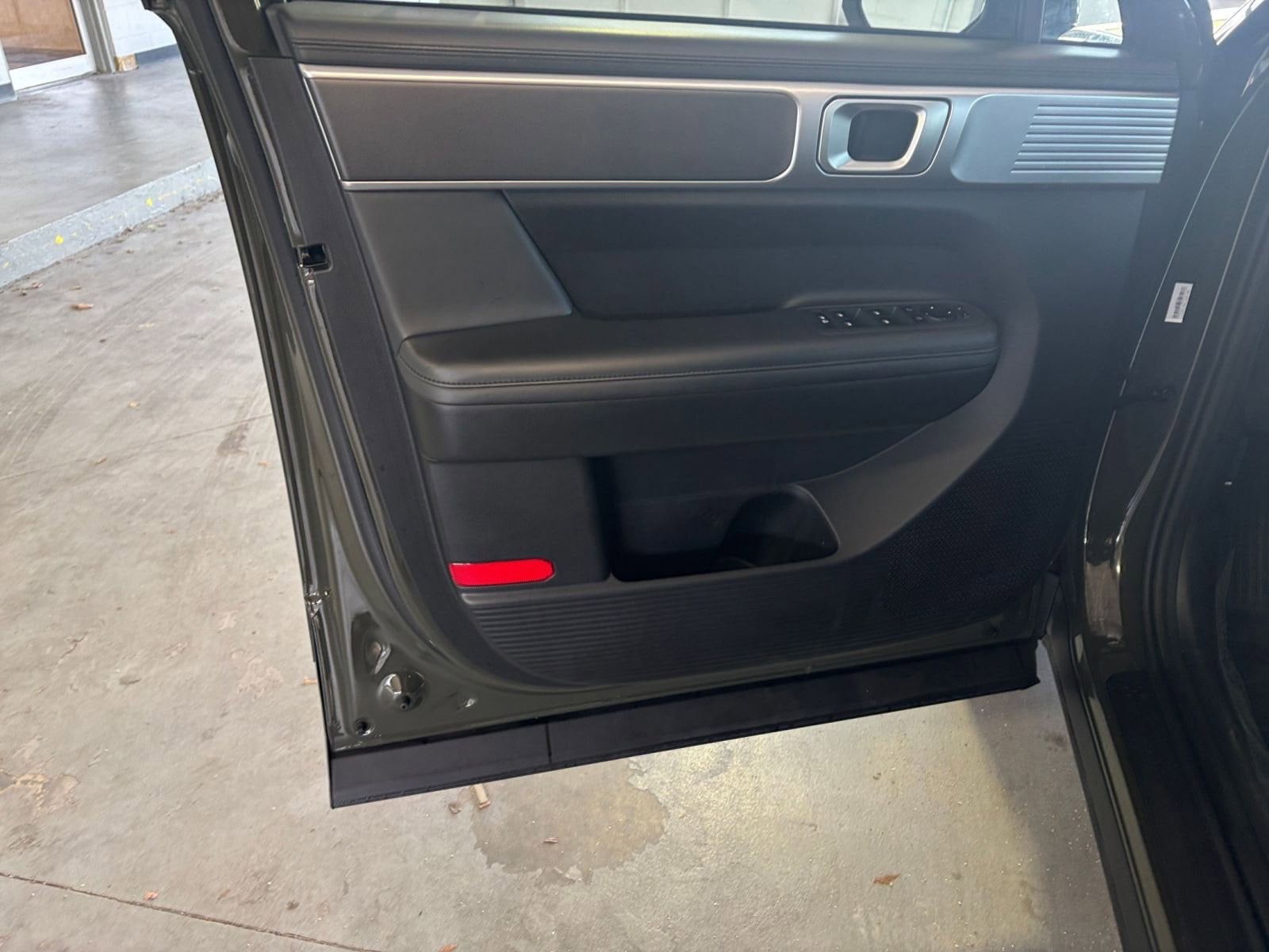 Thumbnail: 2025 Hyundai Santa Fe - 27