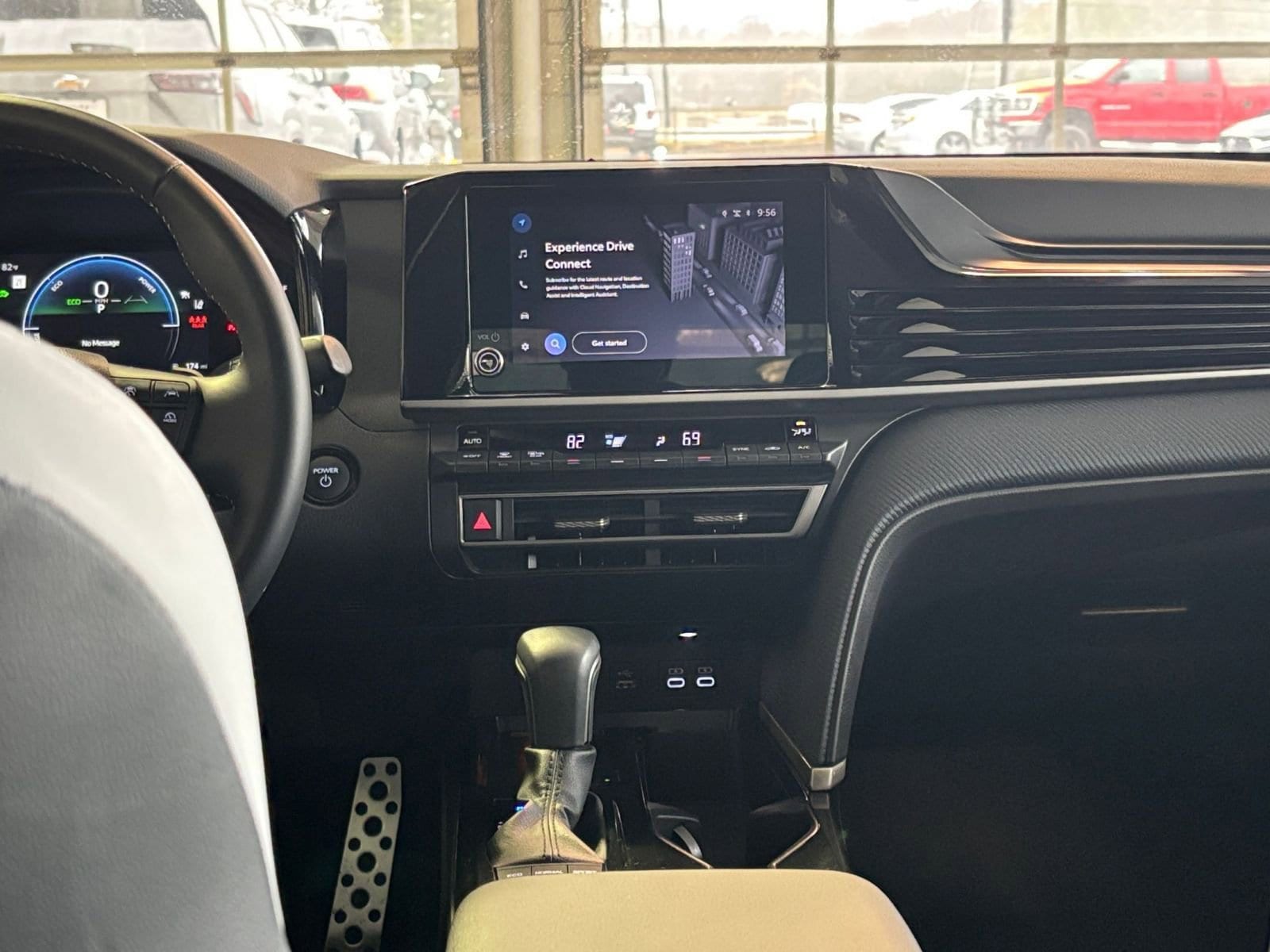 Thumbnail: 2025 Toyota Camry - 27