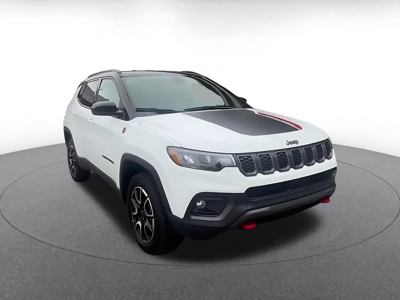 Thumbnail: 2025 Jeep Compass - 3