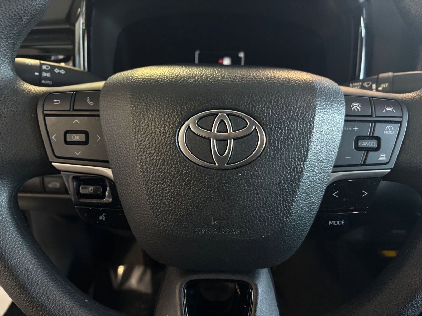 Thumbnail: 2025 Toyota Camry - 27