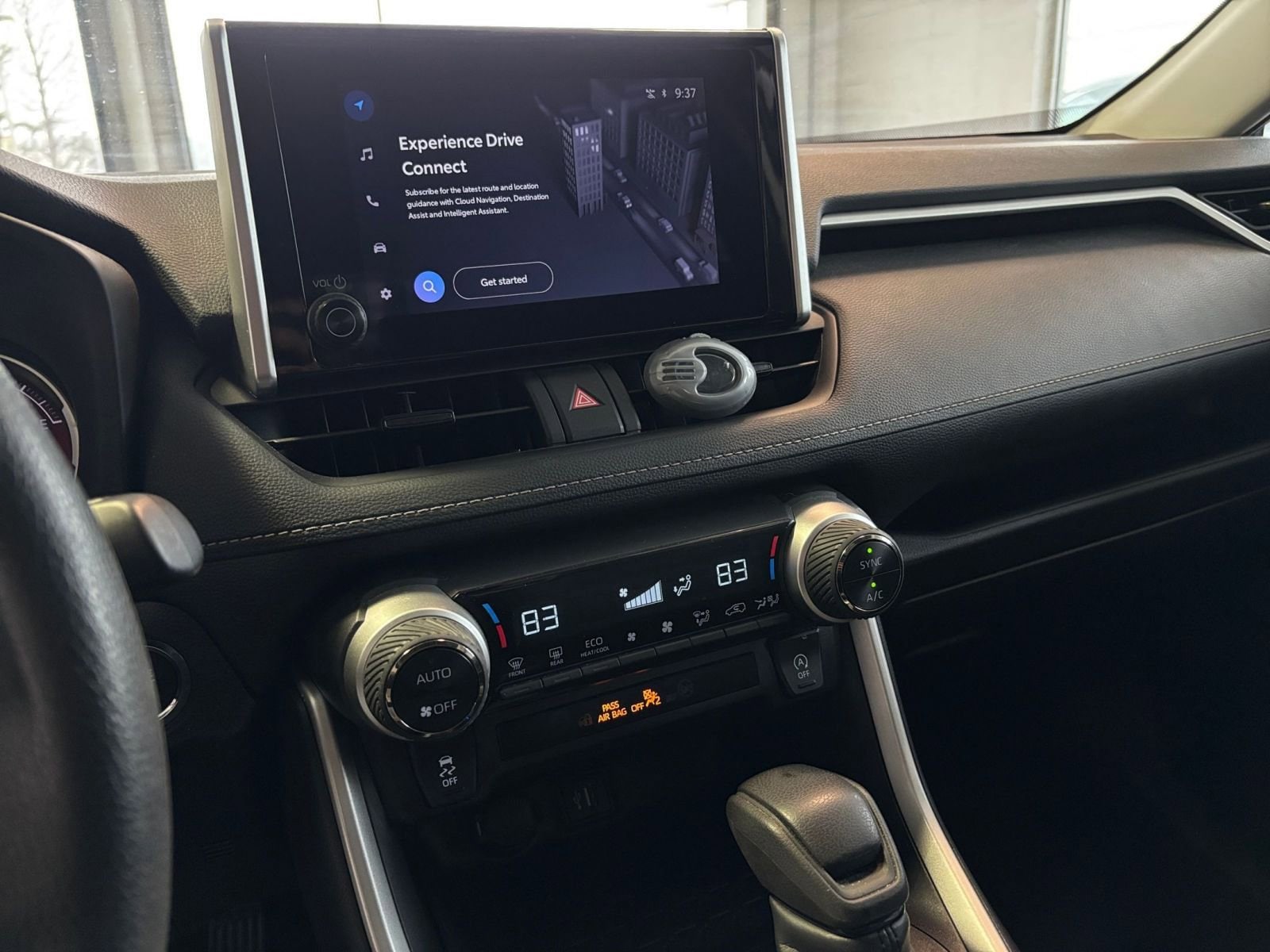 Thumbnail: 2025 Toyota RAV4 - 22