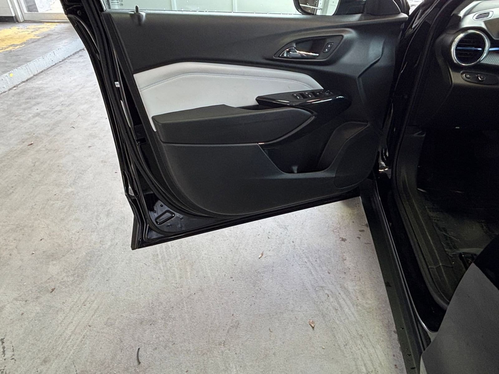 Thumbnail: 2025 Chevrolet Trax - 20