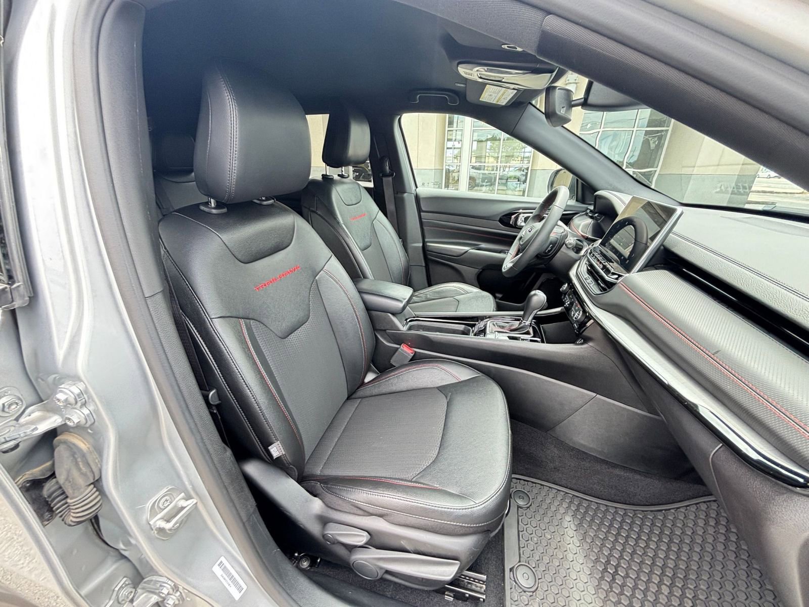 Thumbnail: 2025 Jeep Compass - 35