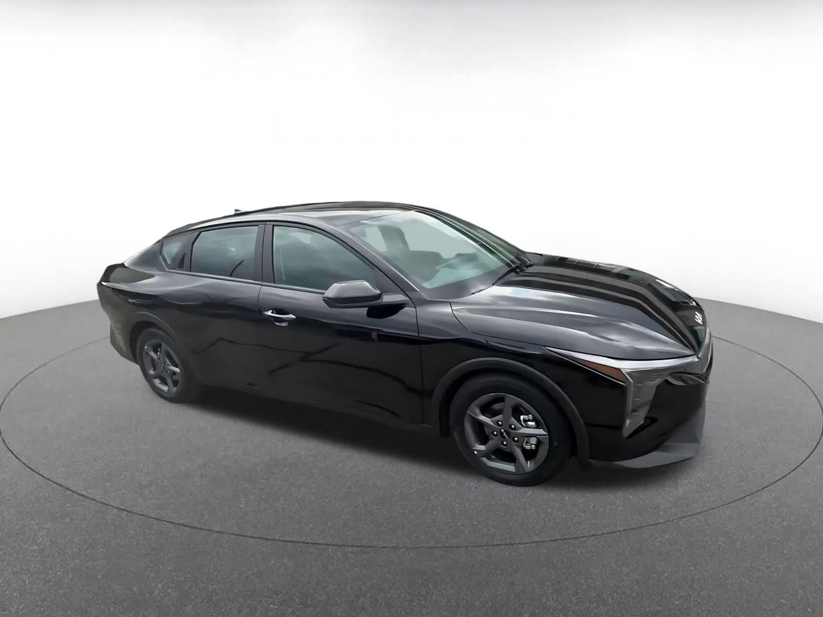 Thumbnail: 2025 Kia K4 - 2