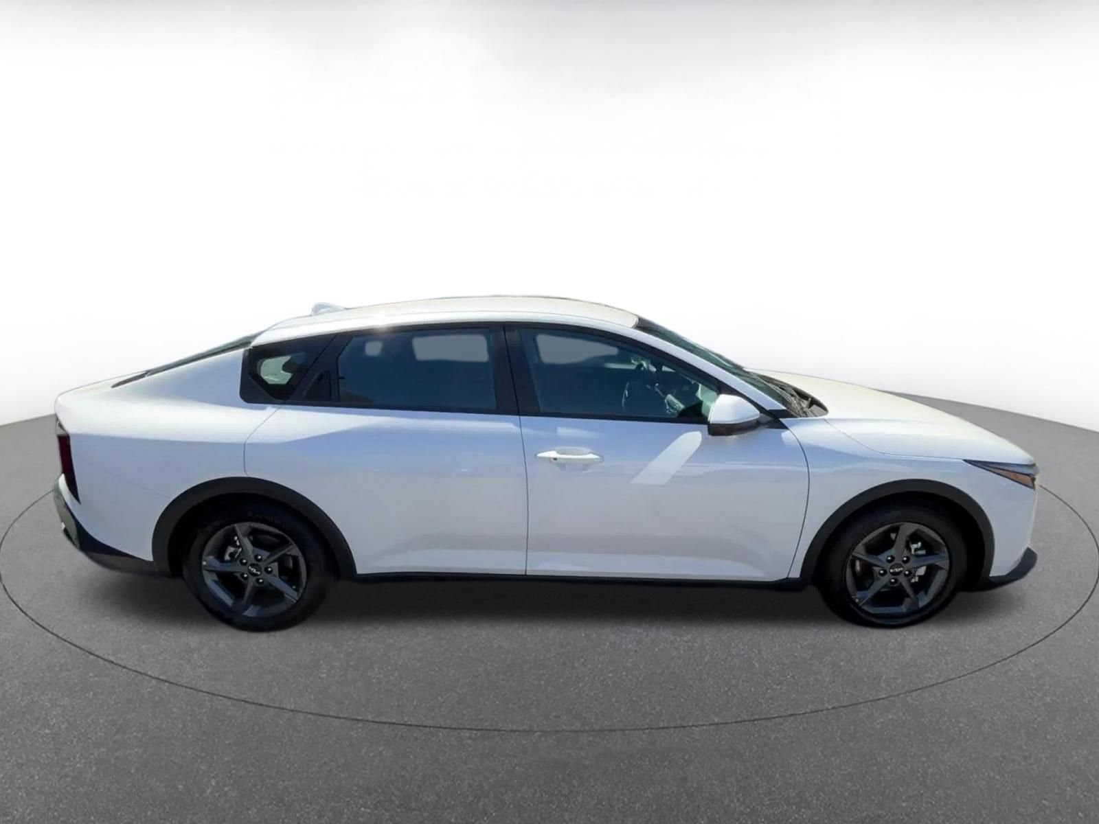 Thumbnail: 2025 Kia K4 - 16