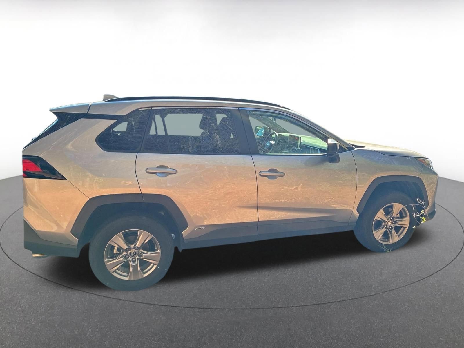 Thumbnail: 2025 Toyota RAV4 - 10