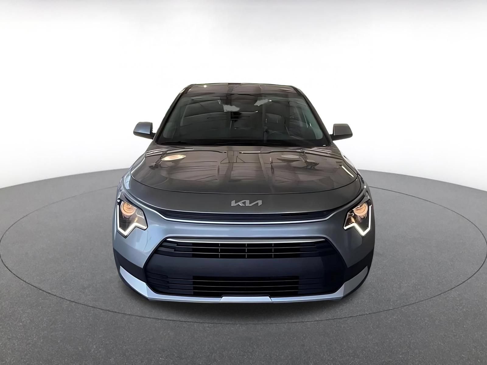 Thumbnail: 2026 Kia Niro - 5