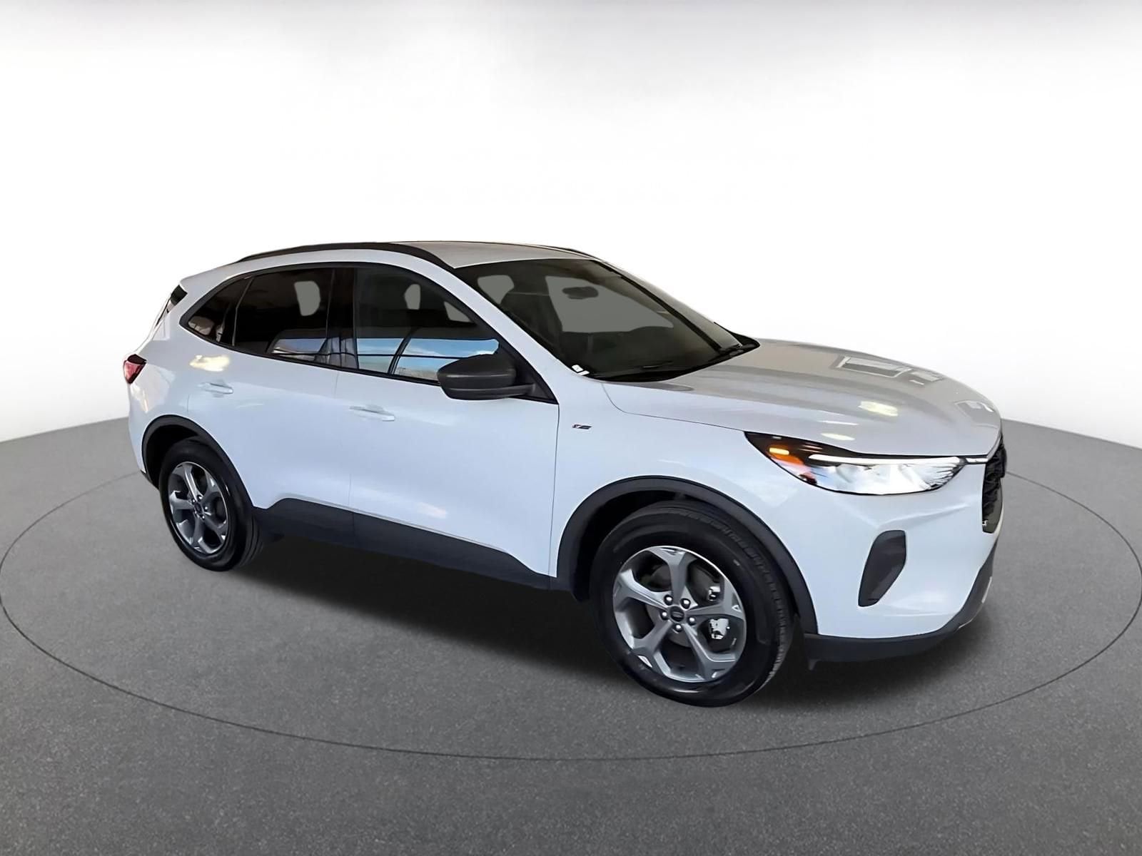 Thumbnail: 2025 Ford Escape - 3