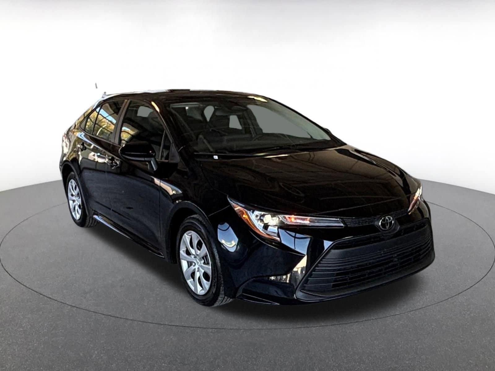 Thumbnail: 2025 Toyota Corolla - 1