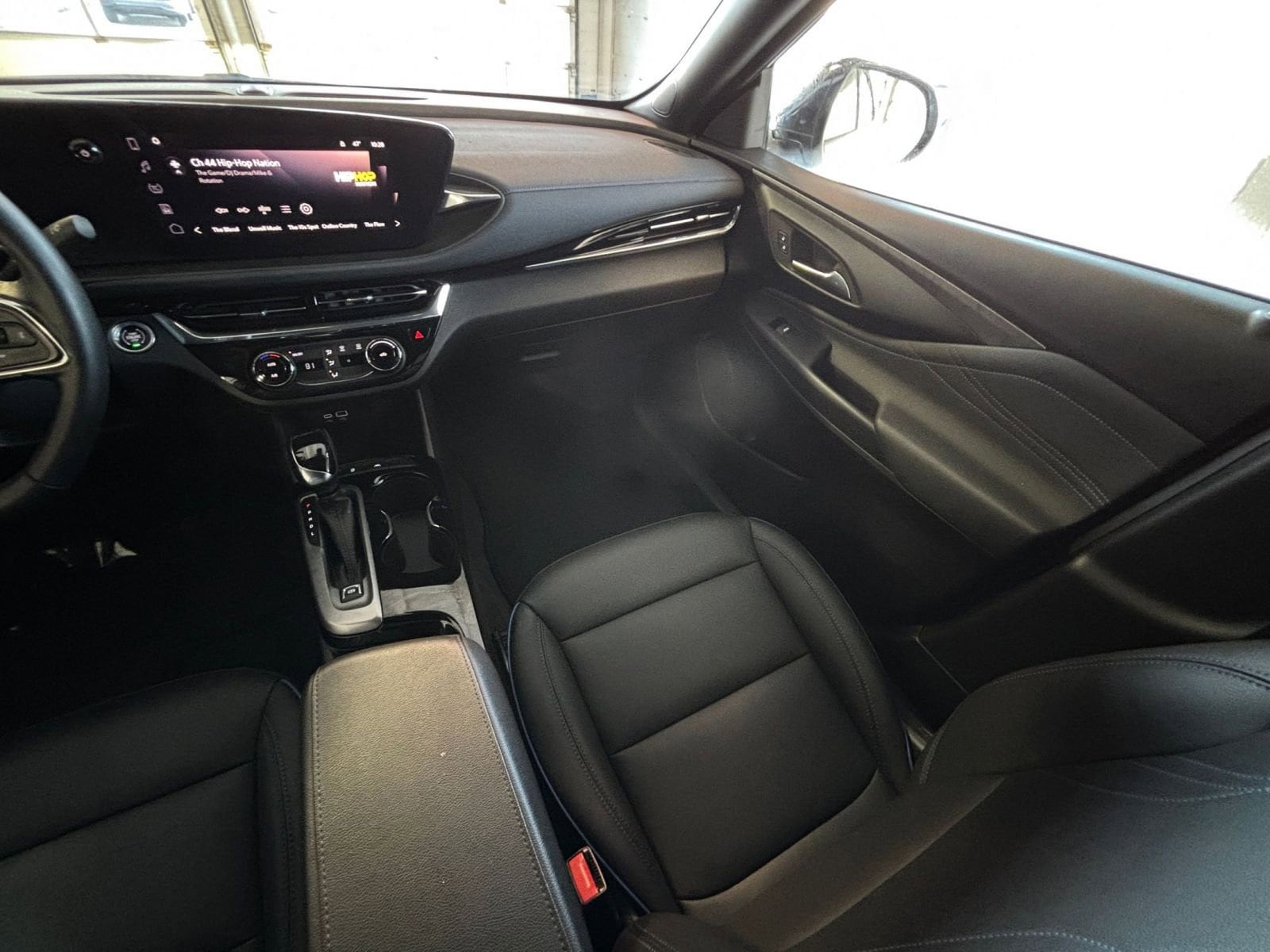 Thumbnail: 2025 Buick Envista - 34