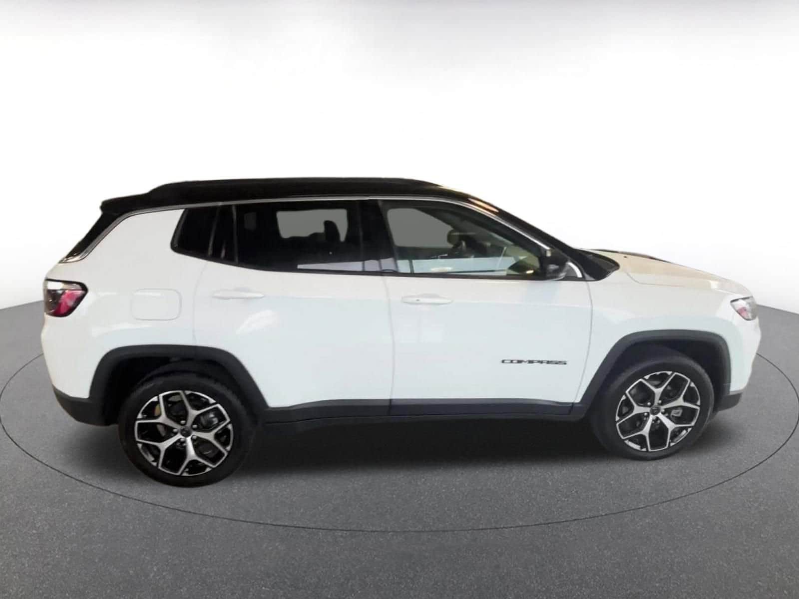 Thumbnail: 2025 Jeep Compass - 16