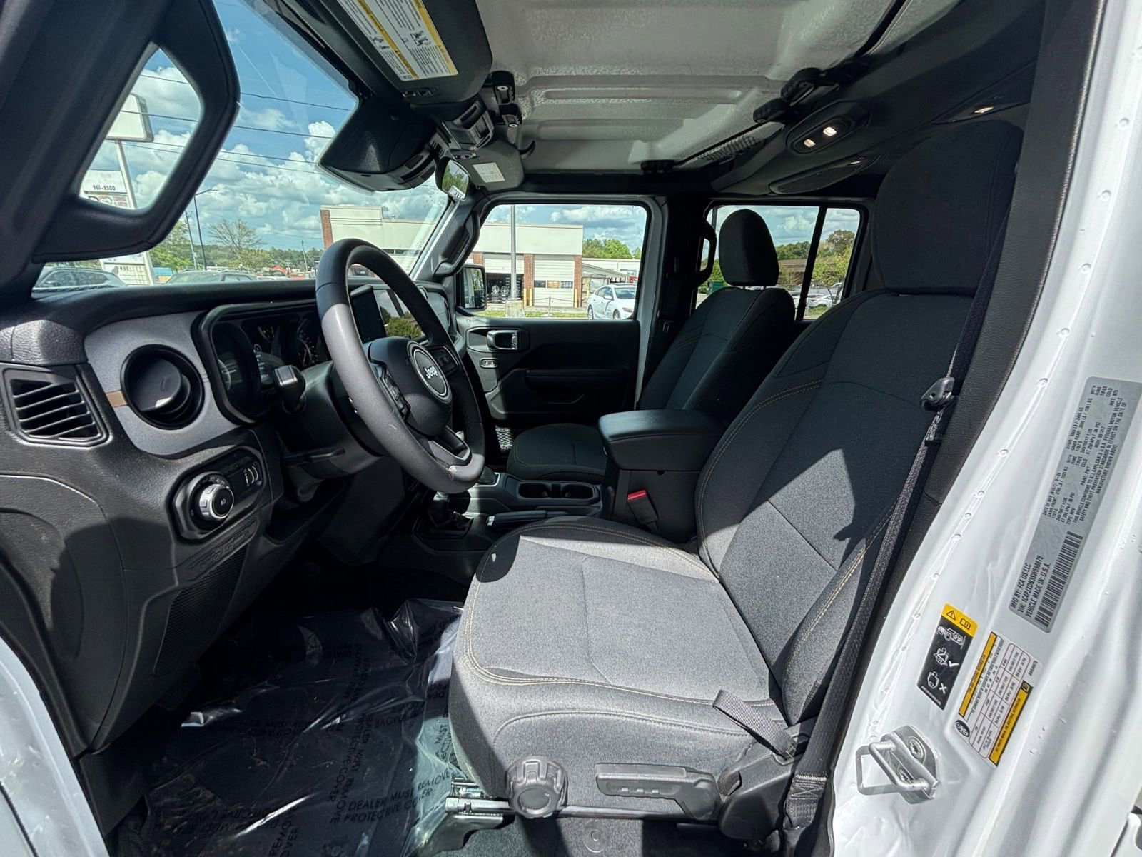 Thumbnail: 2025 Jeep Wrangler - 26