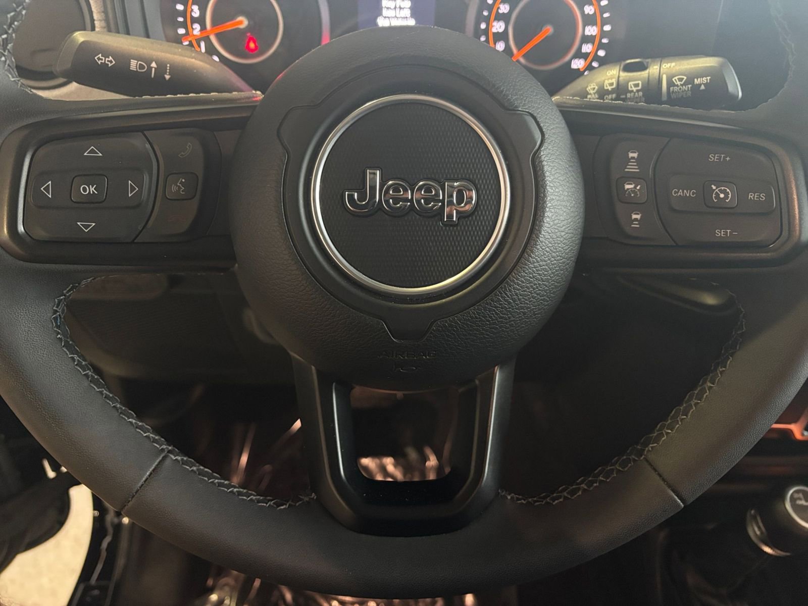 Thumbnail: 2025 Jeep Wrangler - 29