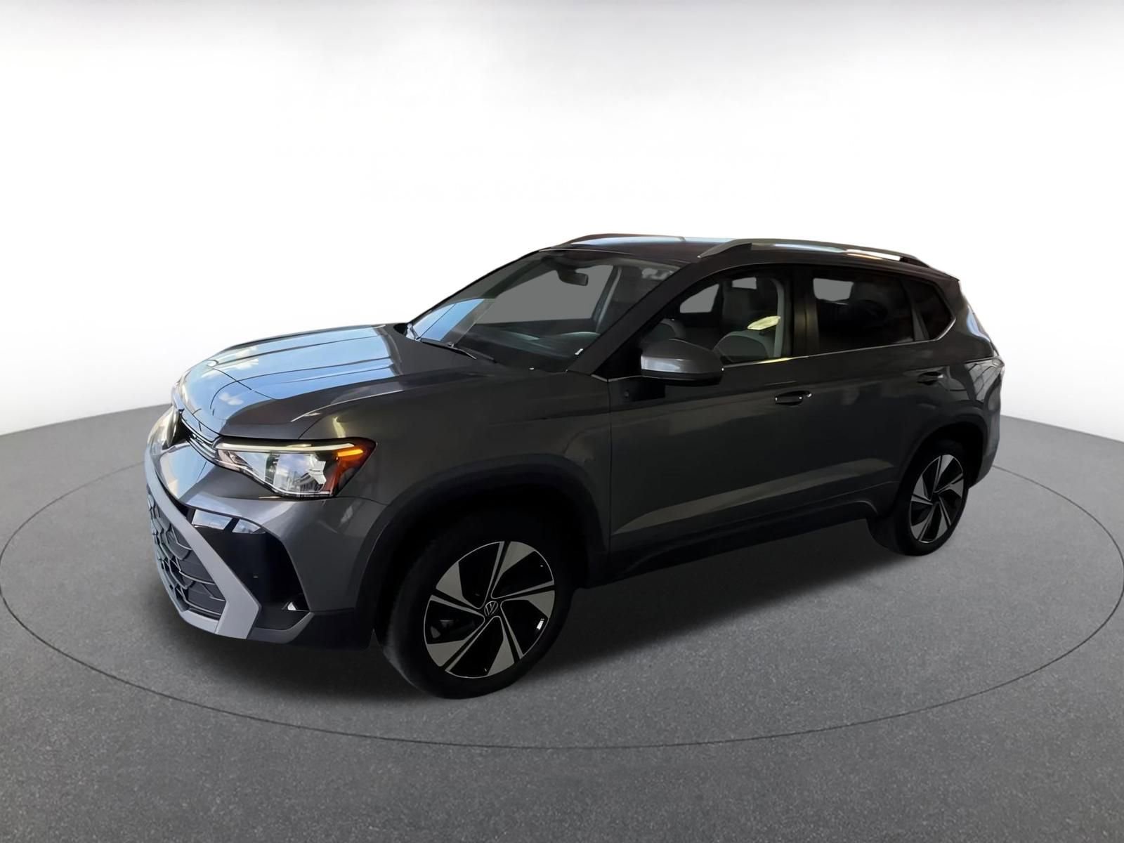 Thumbnail: 2025 Volkswagen Taos - 7