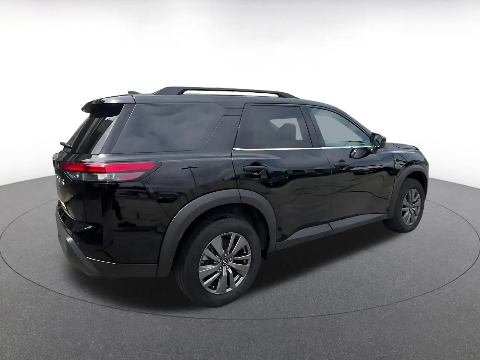 Thumbnail: 2025 Nissan Pathfinder - 15