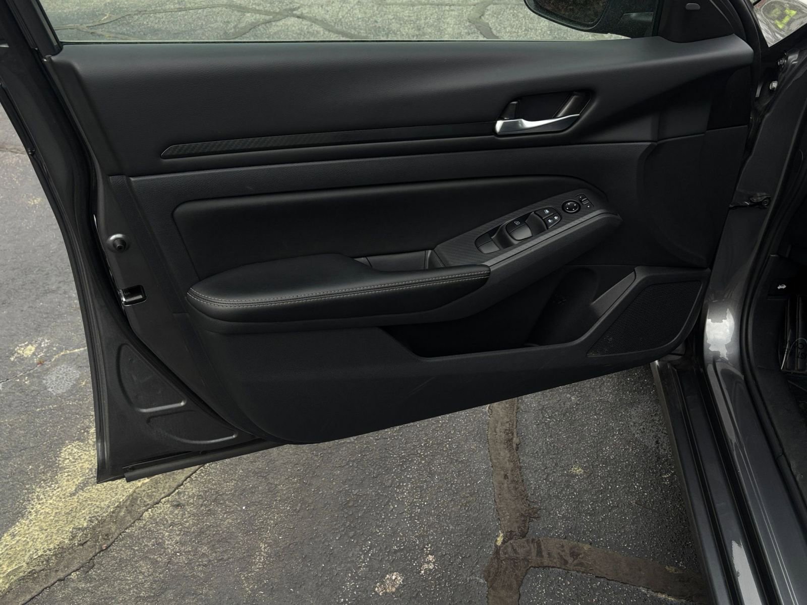 Thumbnail: 2025 Nissan Altima - 25