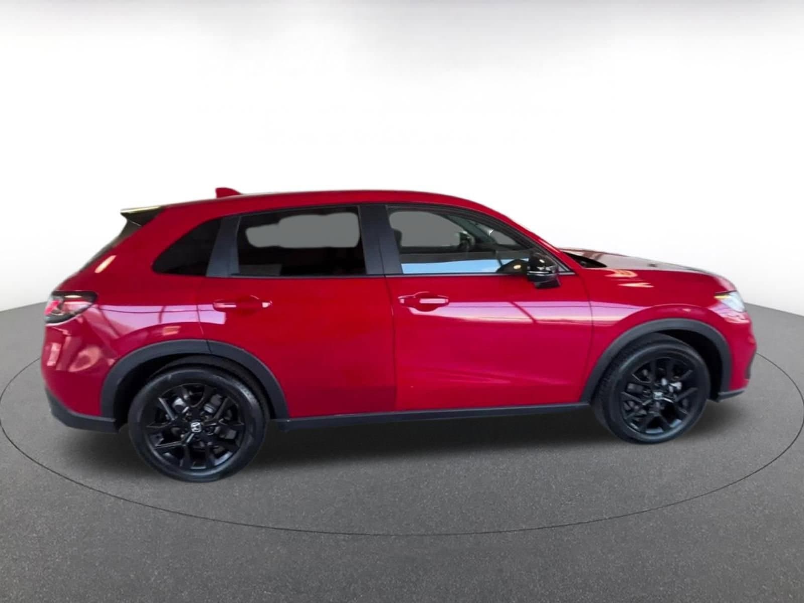 Thumbnail: 2025 Honda HR-V - 22