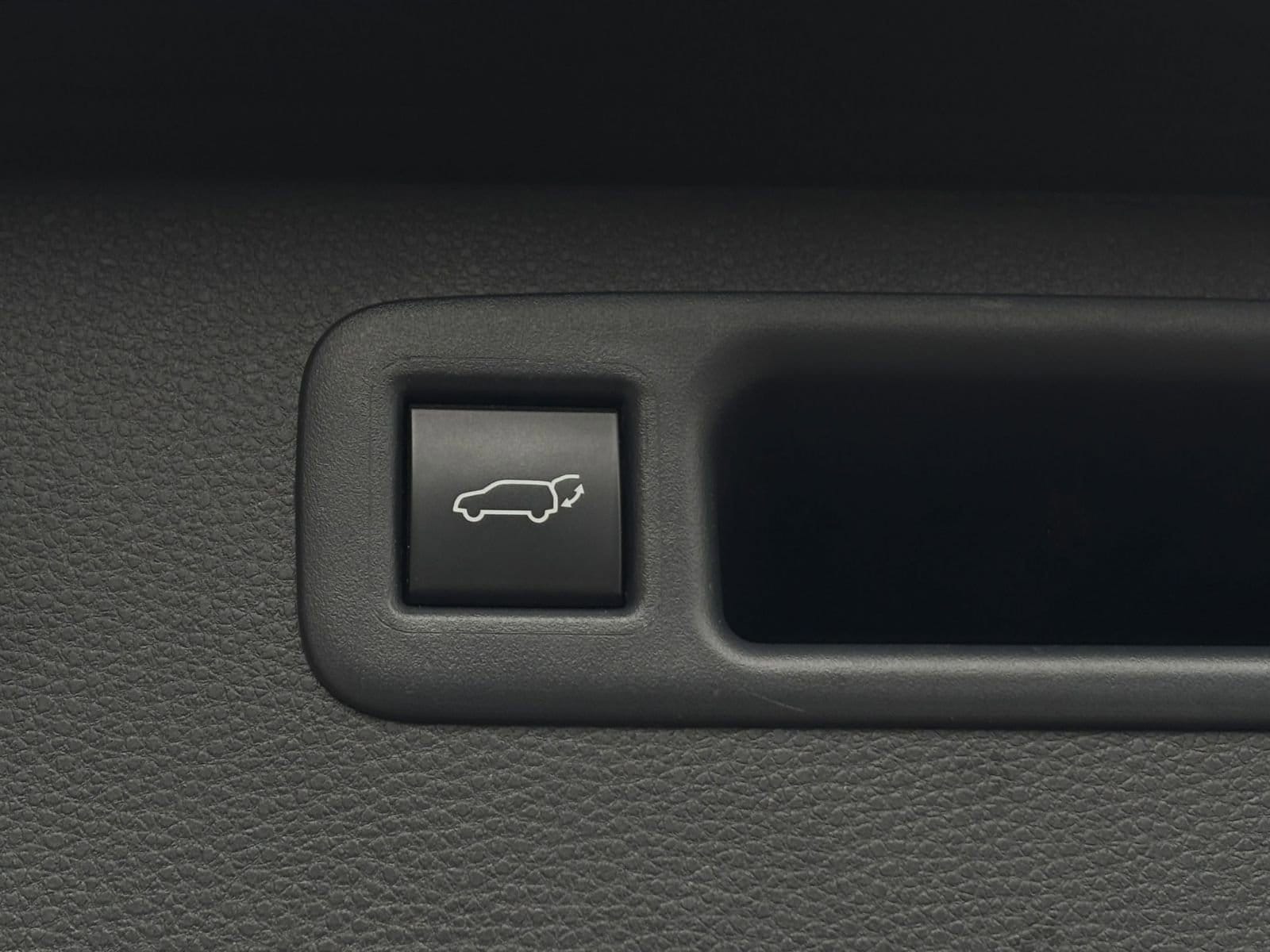 Thumbnail: 2025 Toyota Highlander - 29