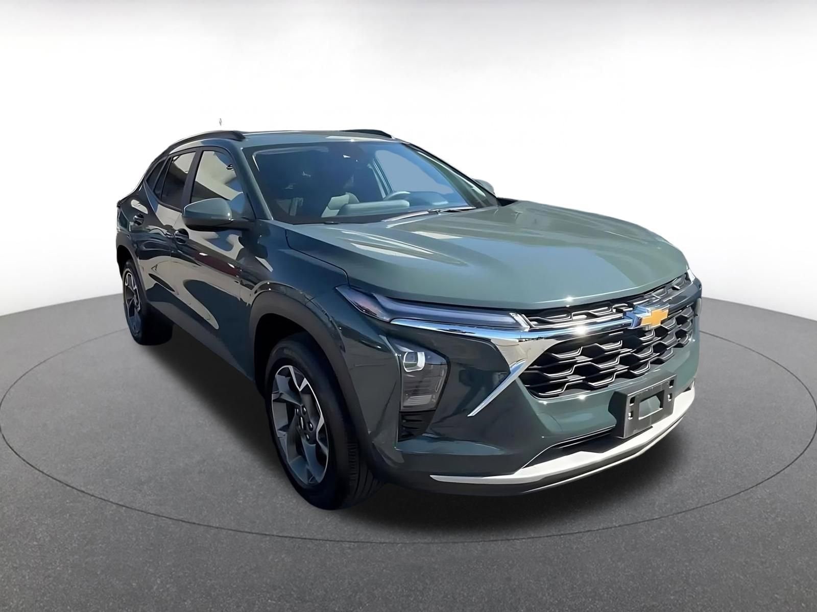 Thumbnail: 2025 Chevrolet Trax - 6